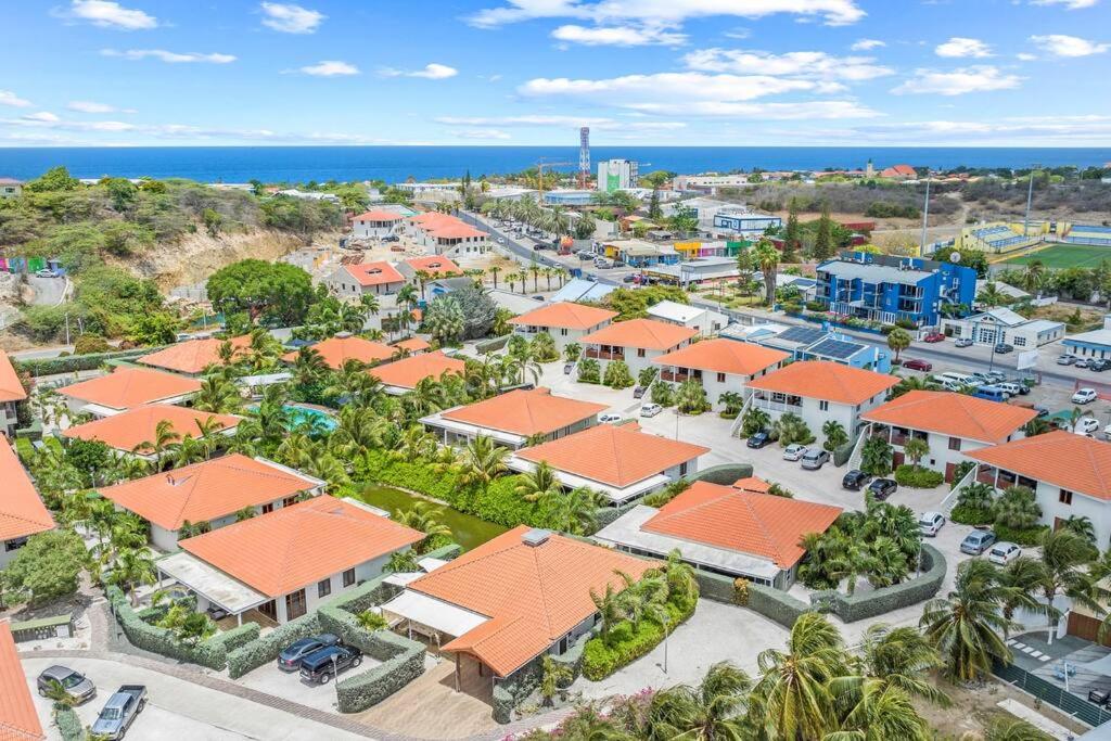 Vakantiewoning - zwembad - nabij Mambo Beach