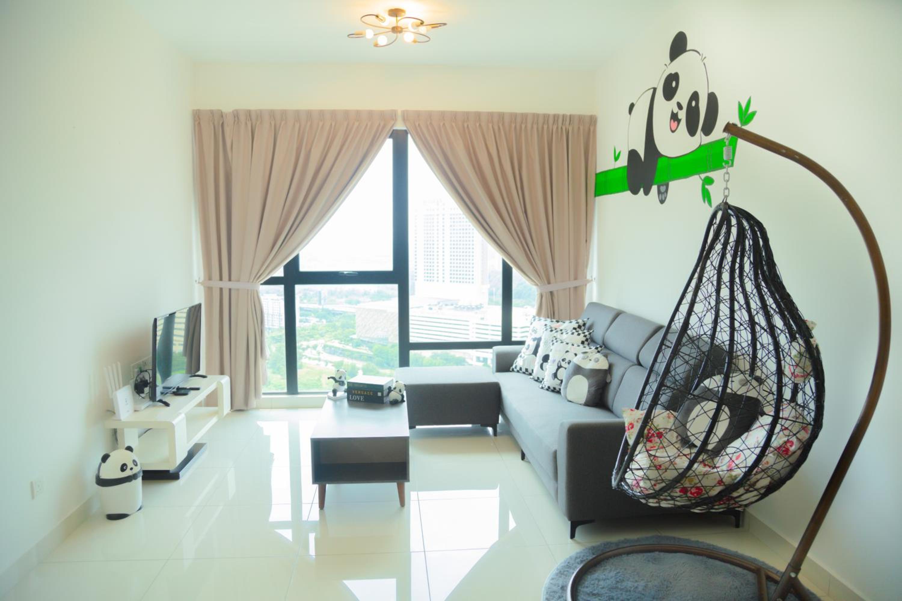 JB Mosaic 2B 6pax Cozy Panda Home