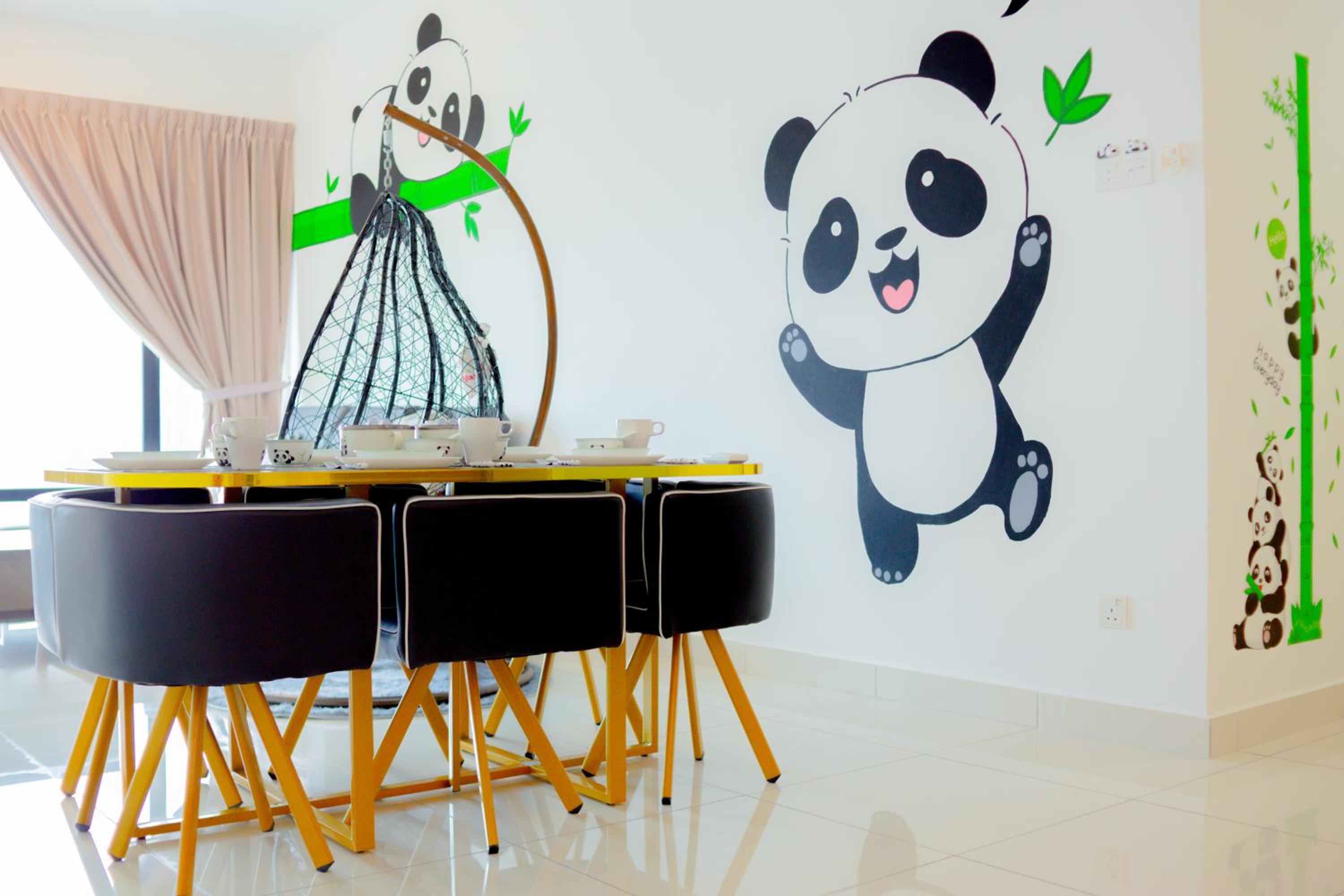 JB Mosaic 2B 6pax Cozy Panda Home