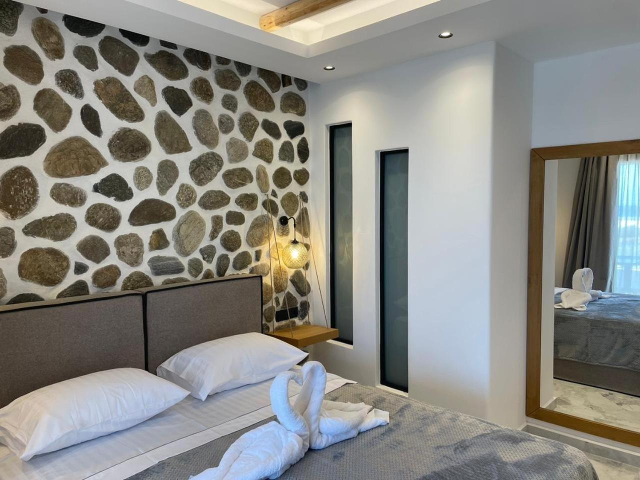Latramys Suites