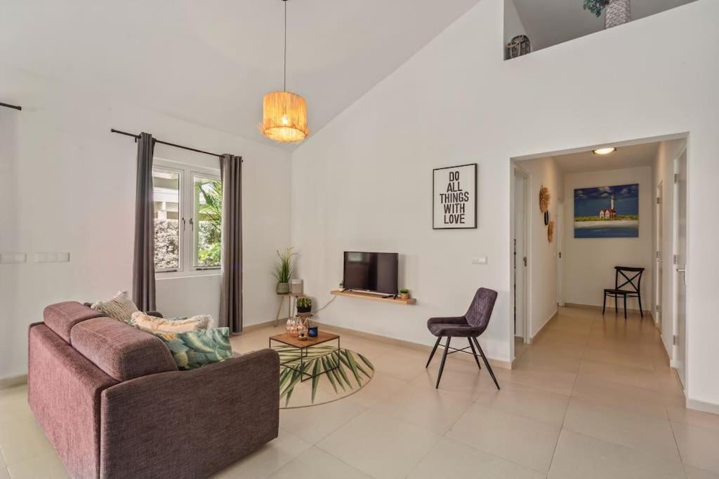 Vakantiewoning - zwembad - nabij Mambo Beach