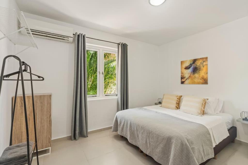 Vakantiewoning - zwembad - nabij Mambo Beach