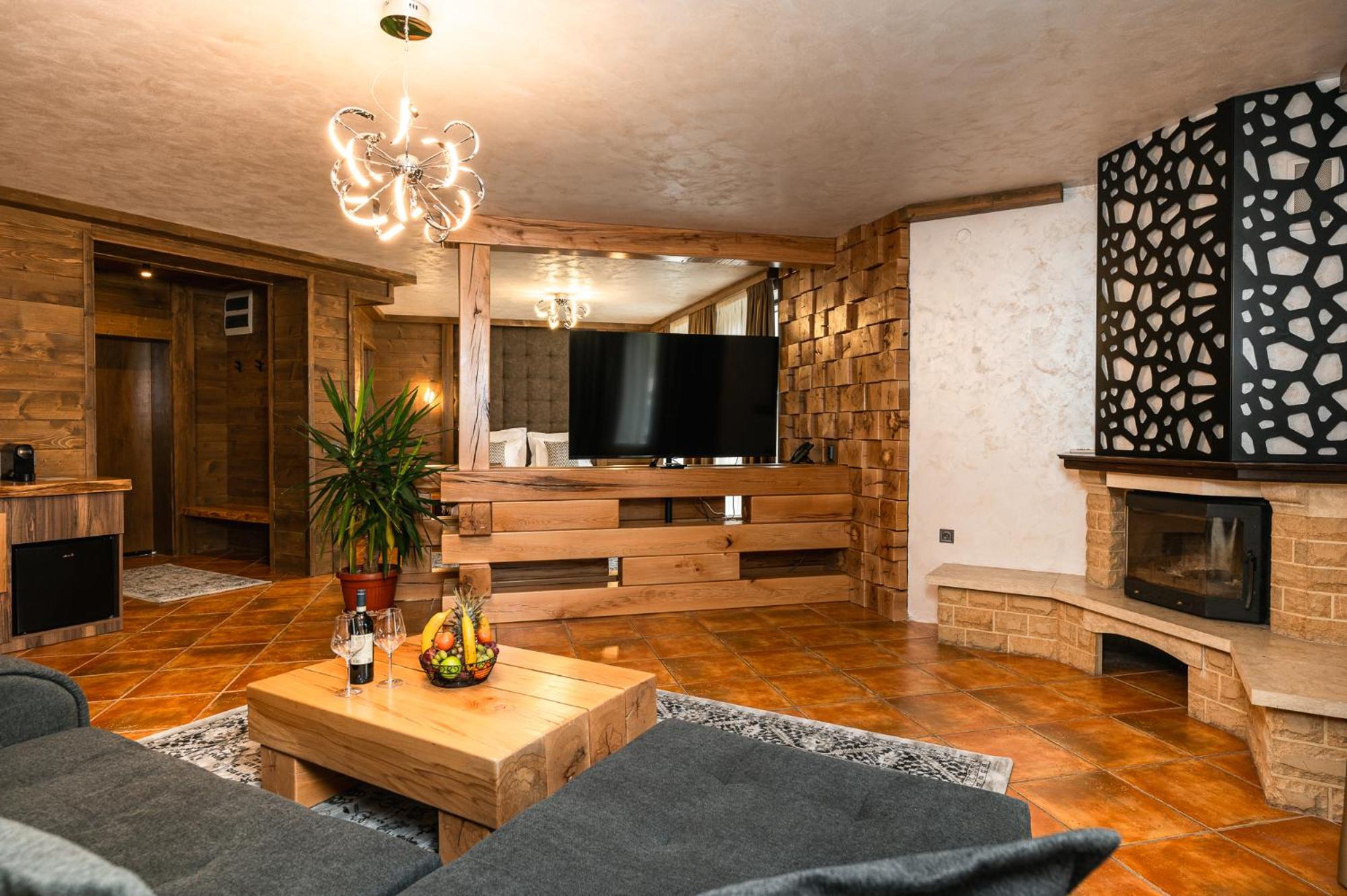 V Chalet Residence