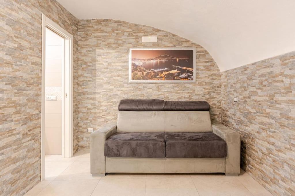 Noble loft in historical building - 800m Subway