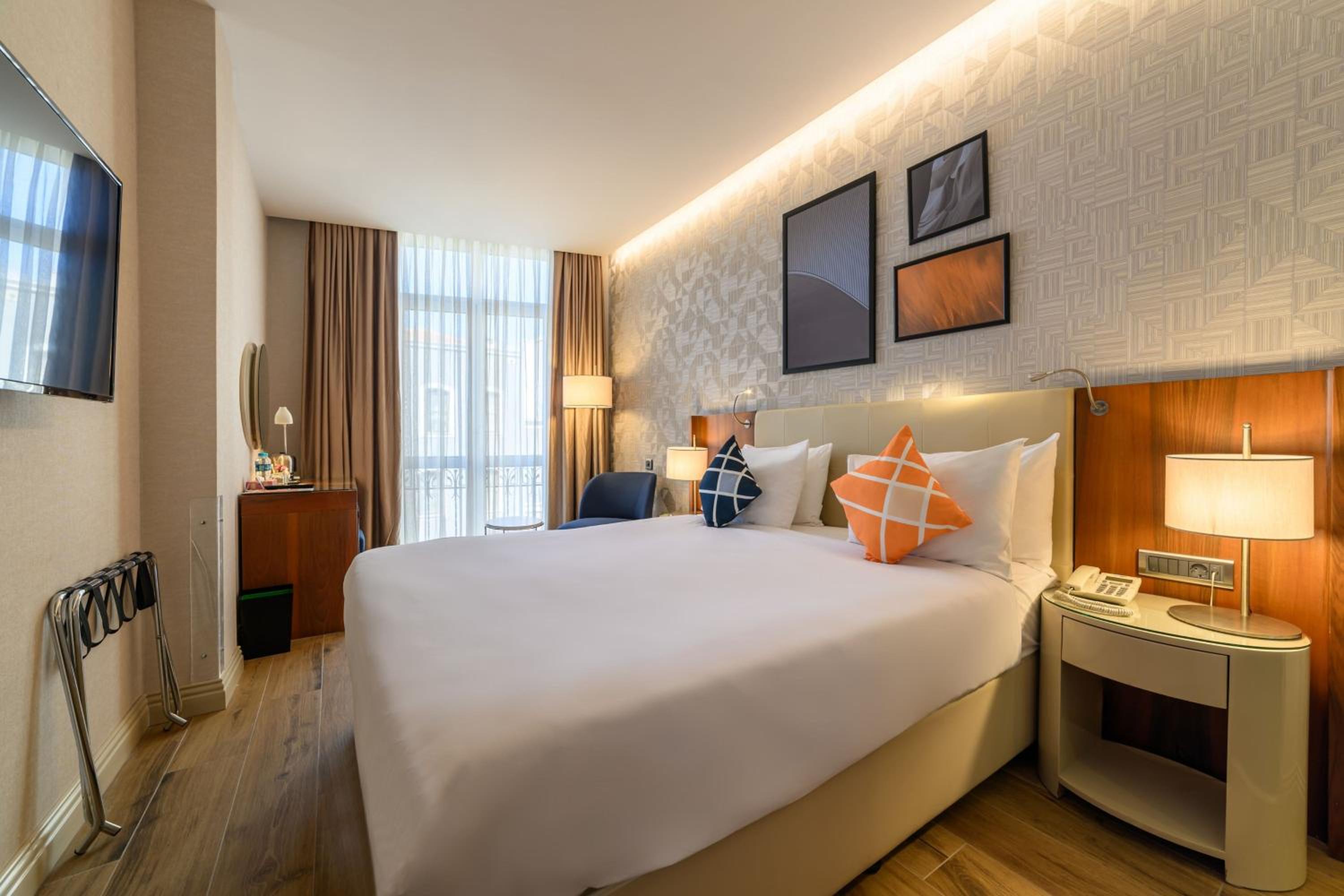 Four Points Flex by Sheraton Istanbul Taksim Square - Image 68