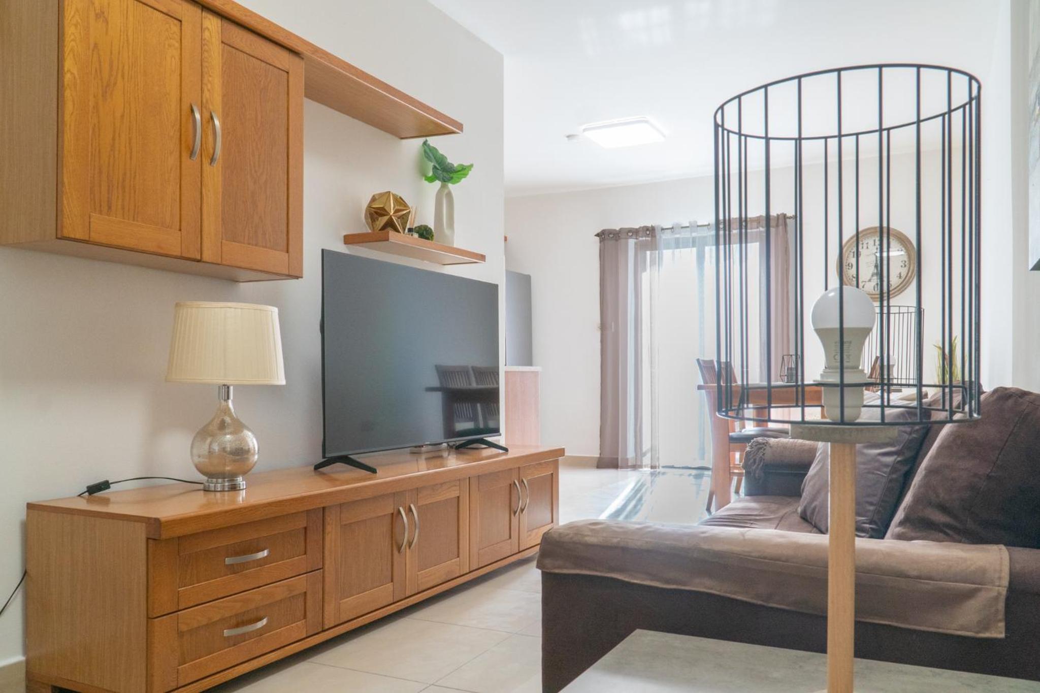 Simple Style & Space - Gzira Apt view 2