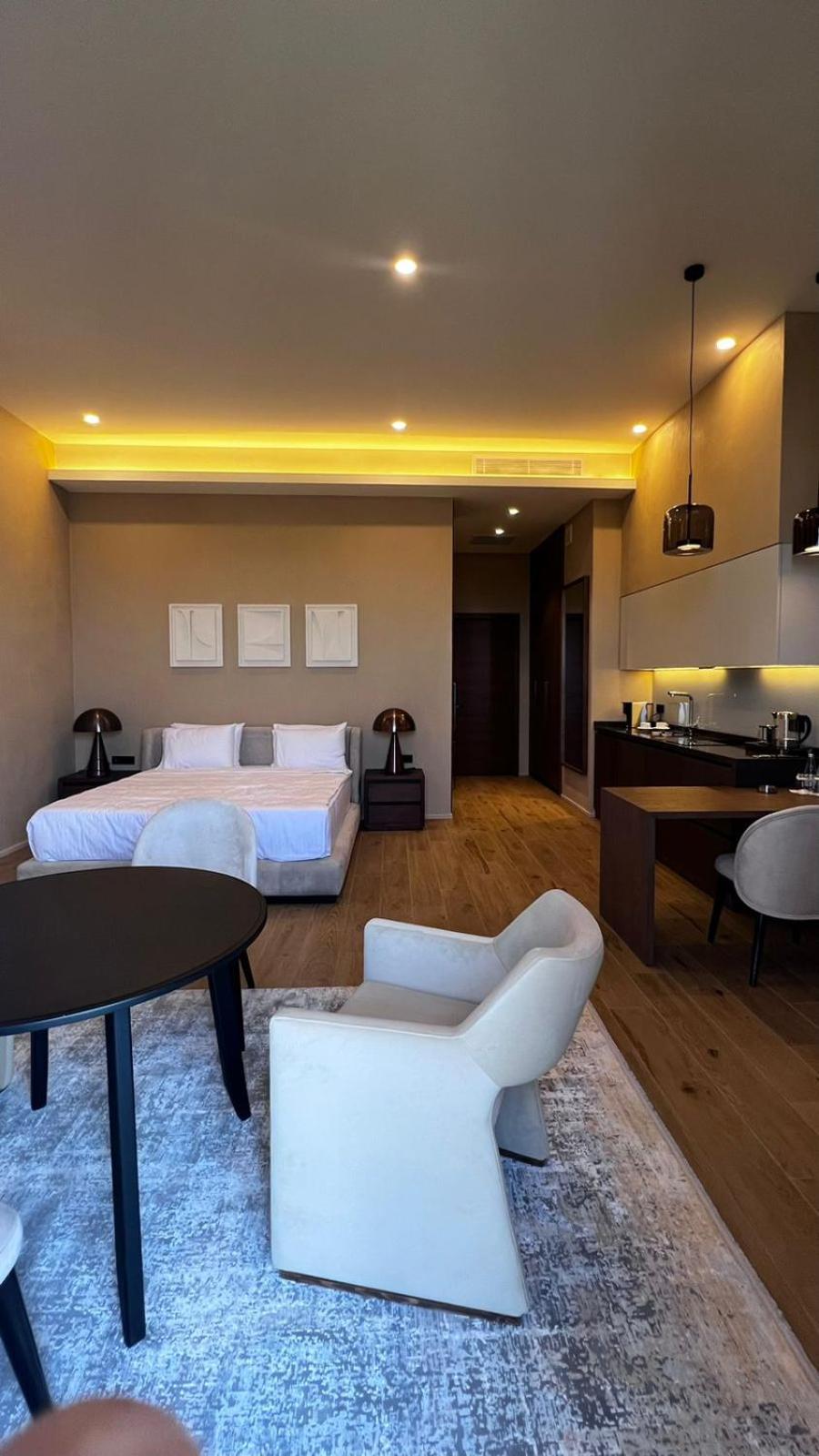Sea Breeze White Residence Apart Hotel