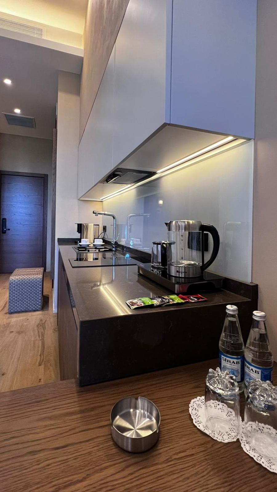 Sea Breeze White Residence Apart Hotel