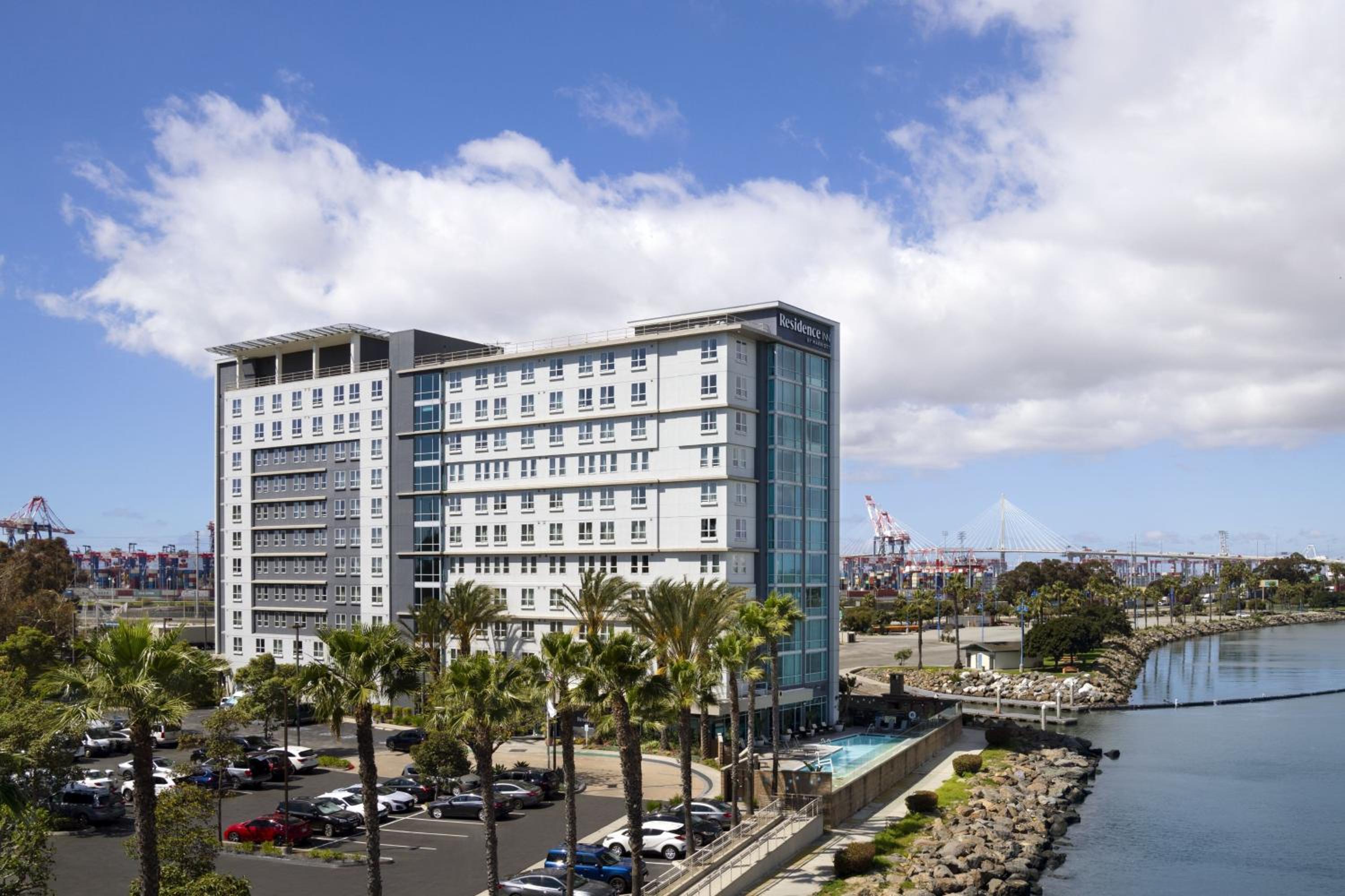 Hotel Residence Inn Long Beach Downtown - Image 1