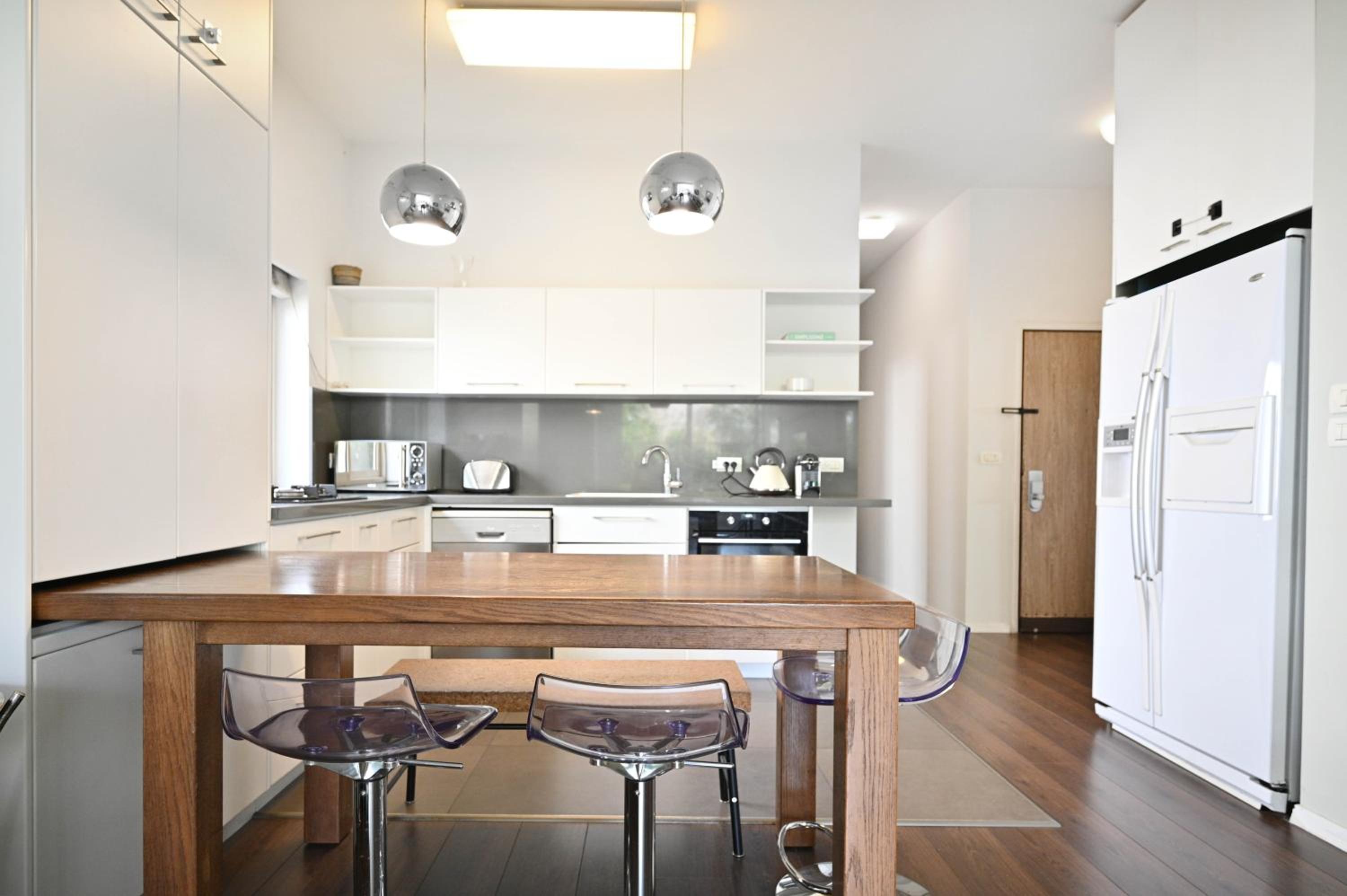 Beauty 2BR close Bograshov Dizengoff by HolyGuest view 4
