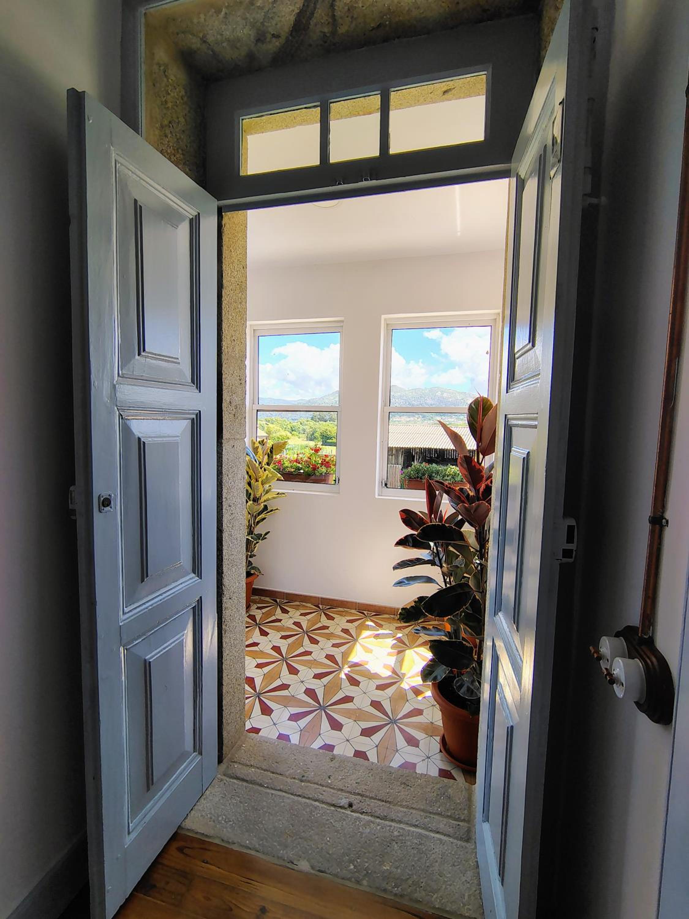 Casa Folhas Novas
