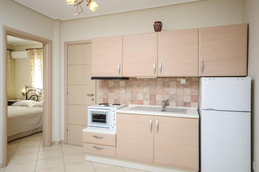 Orkos Sunset-Garden Apartment