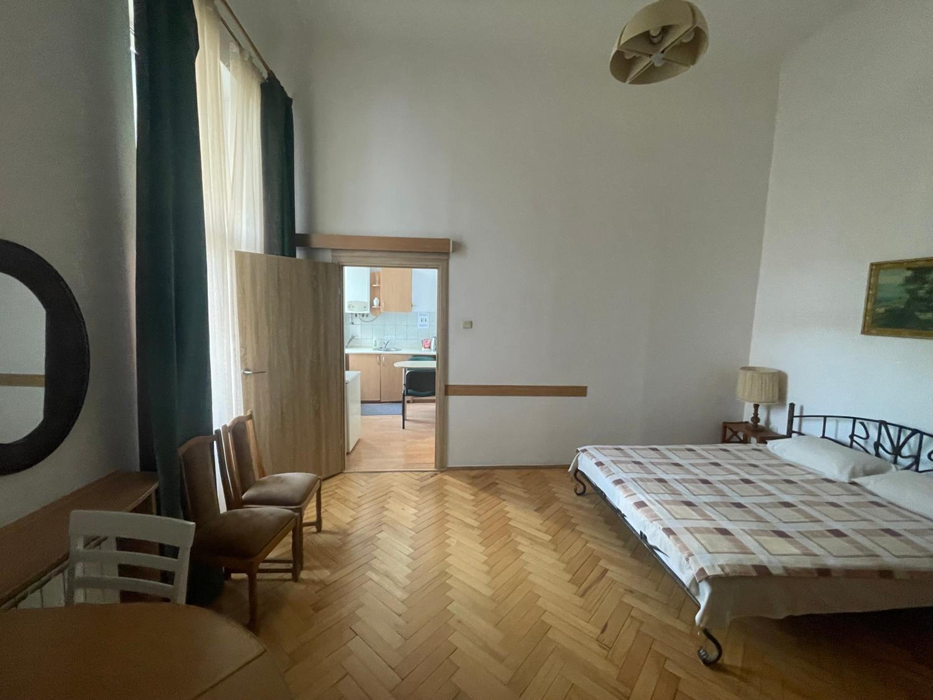Guest rooms view 3