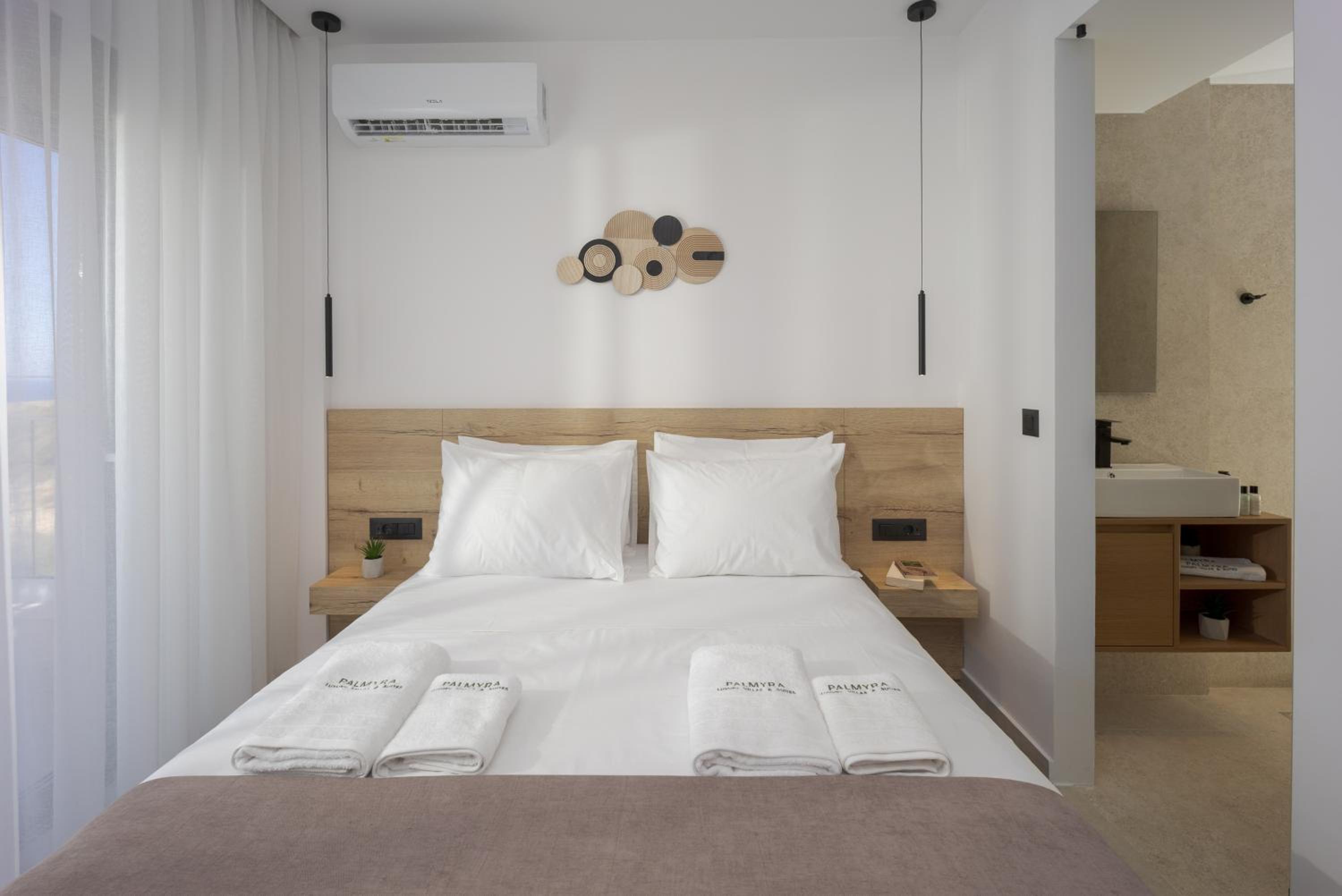 Palmyra Villas & Suites photo 3