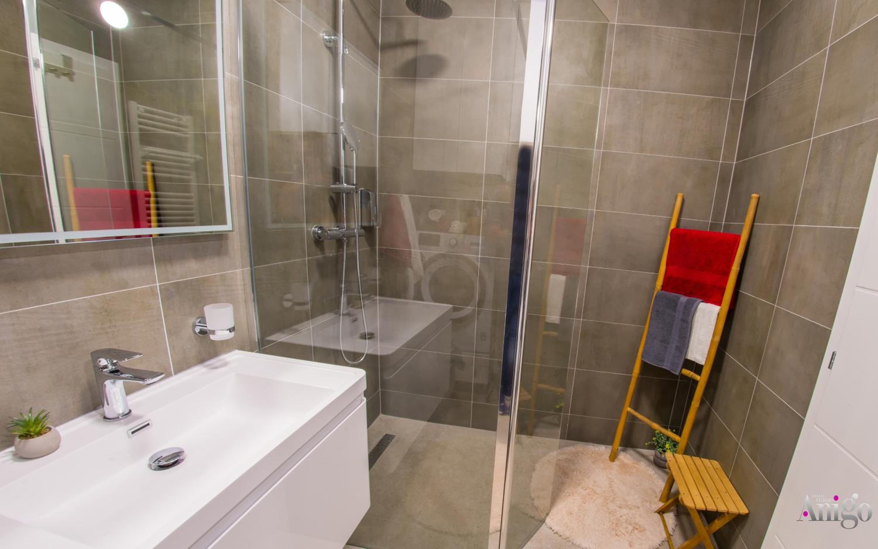 Iris Studio Apartment