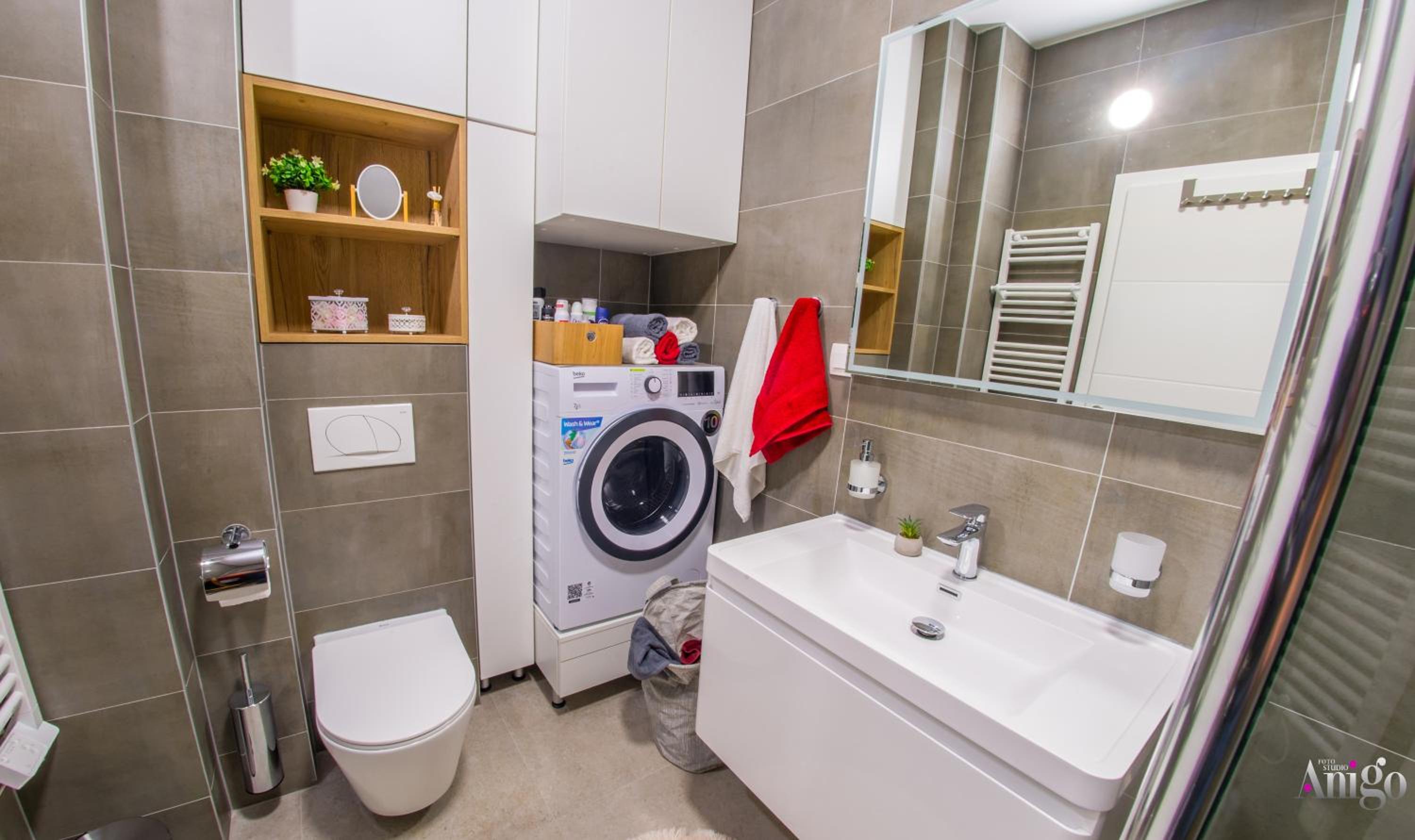 Iris Studio Apartment