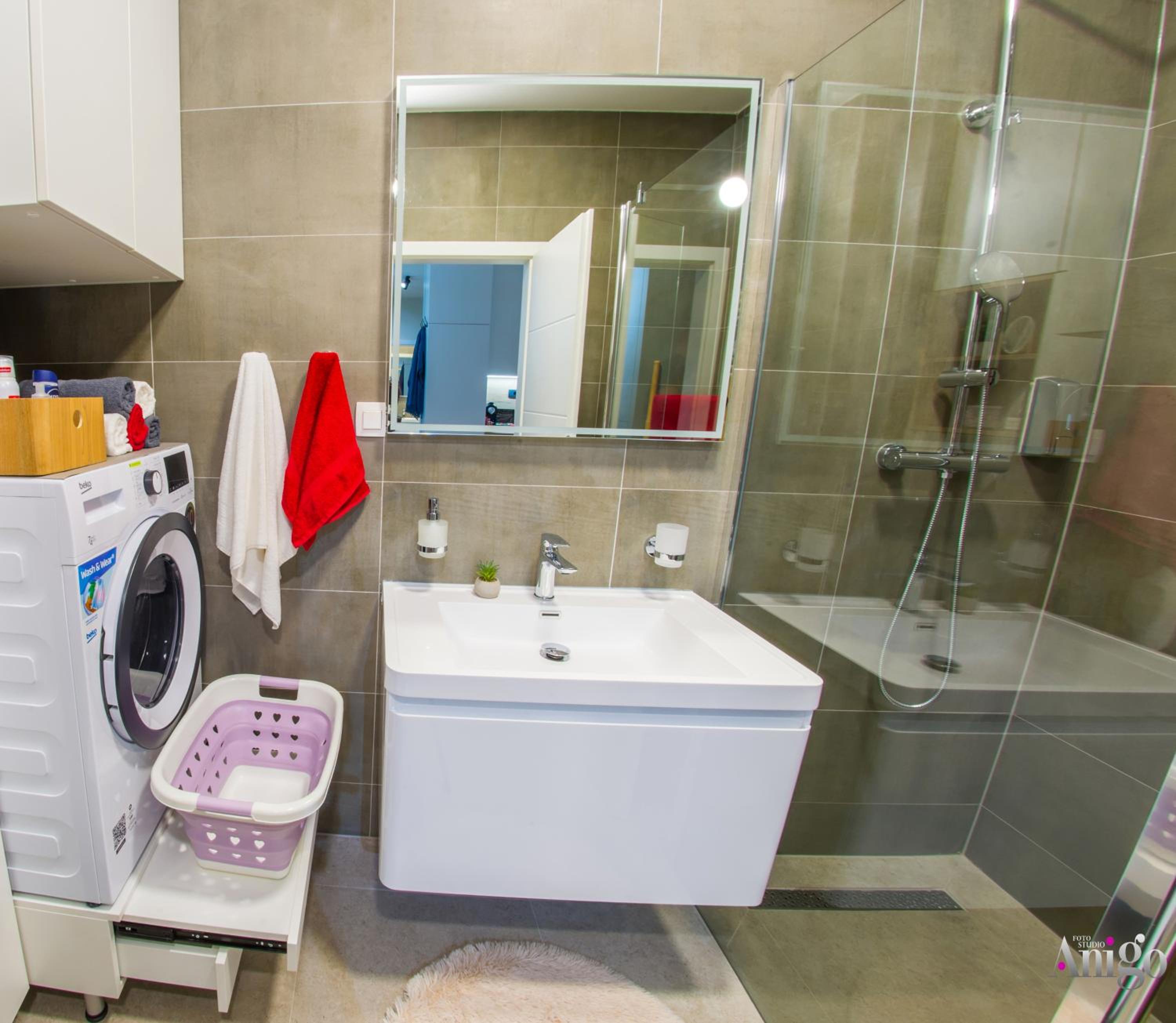 Iris Studio Apartment