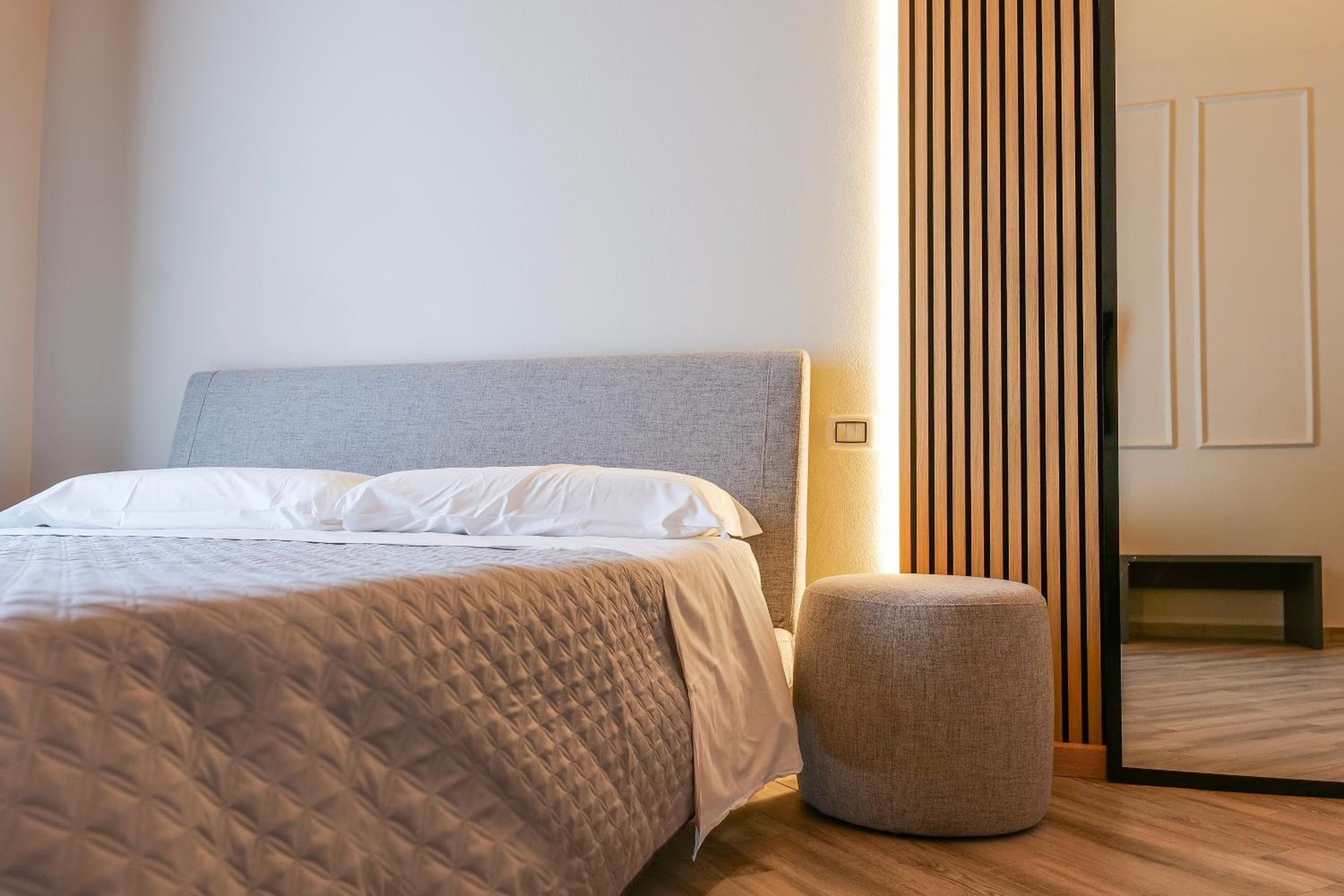 Rooftop Parthenopeo Contemporary Rooms