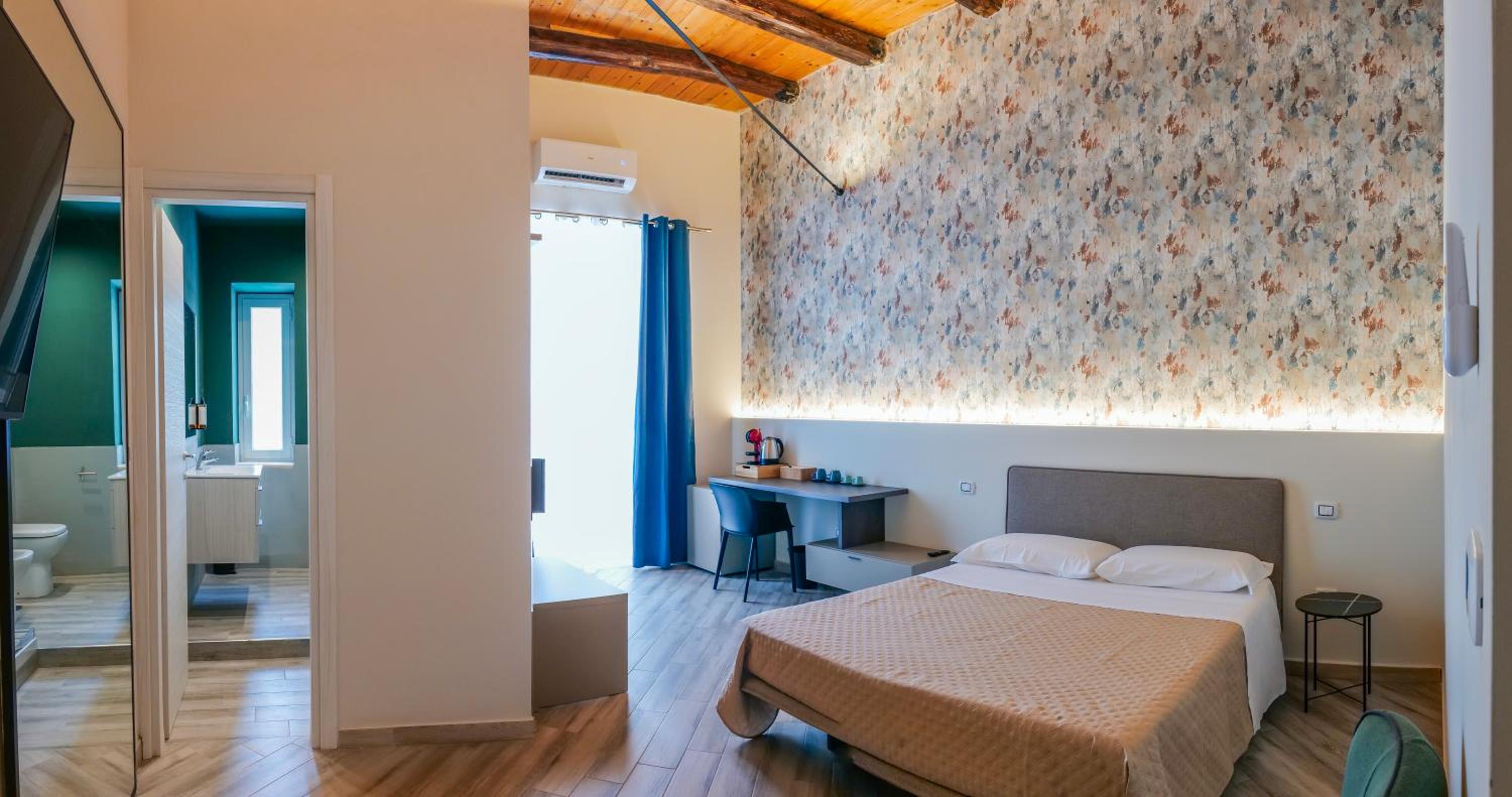 Rooftop Parthenopeo Contemporary Rooms