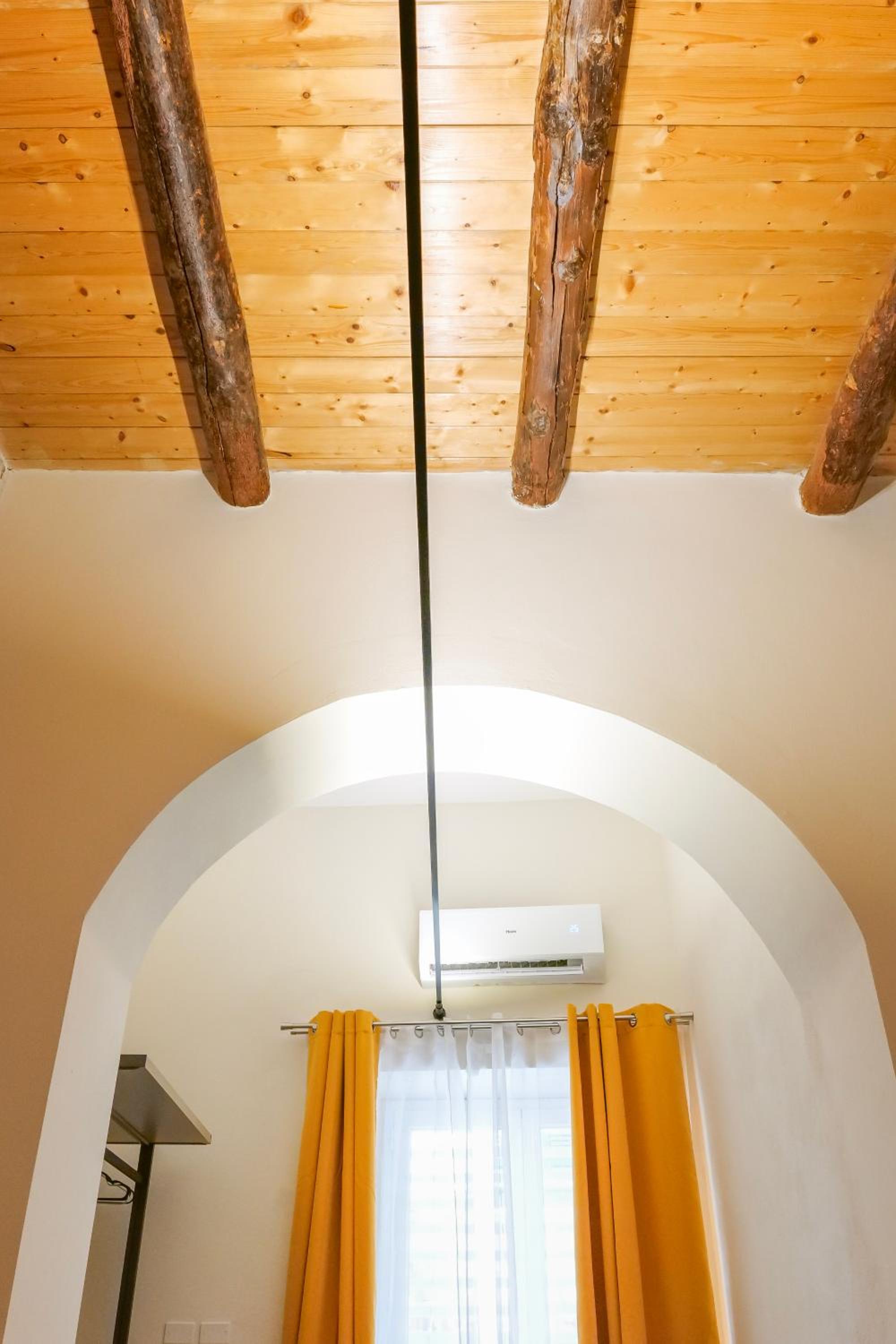 Rooftop Parthenopeo Contemporary Rooms