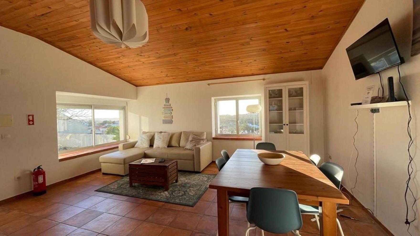 Ferienhaus für 8 Personen ca 2 qm in So Bartolomeu dos Galegos, Regio Centro view 2