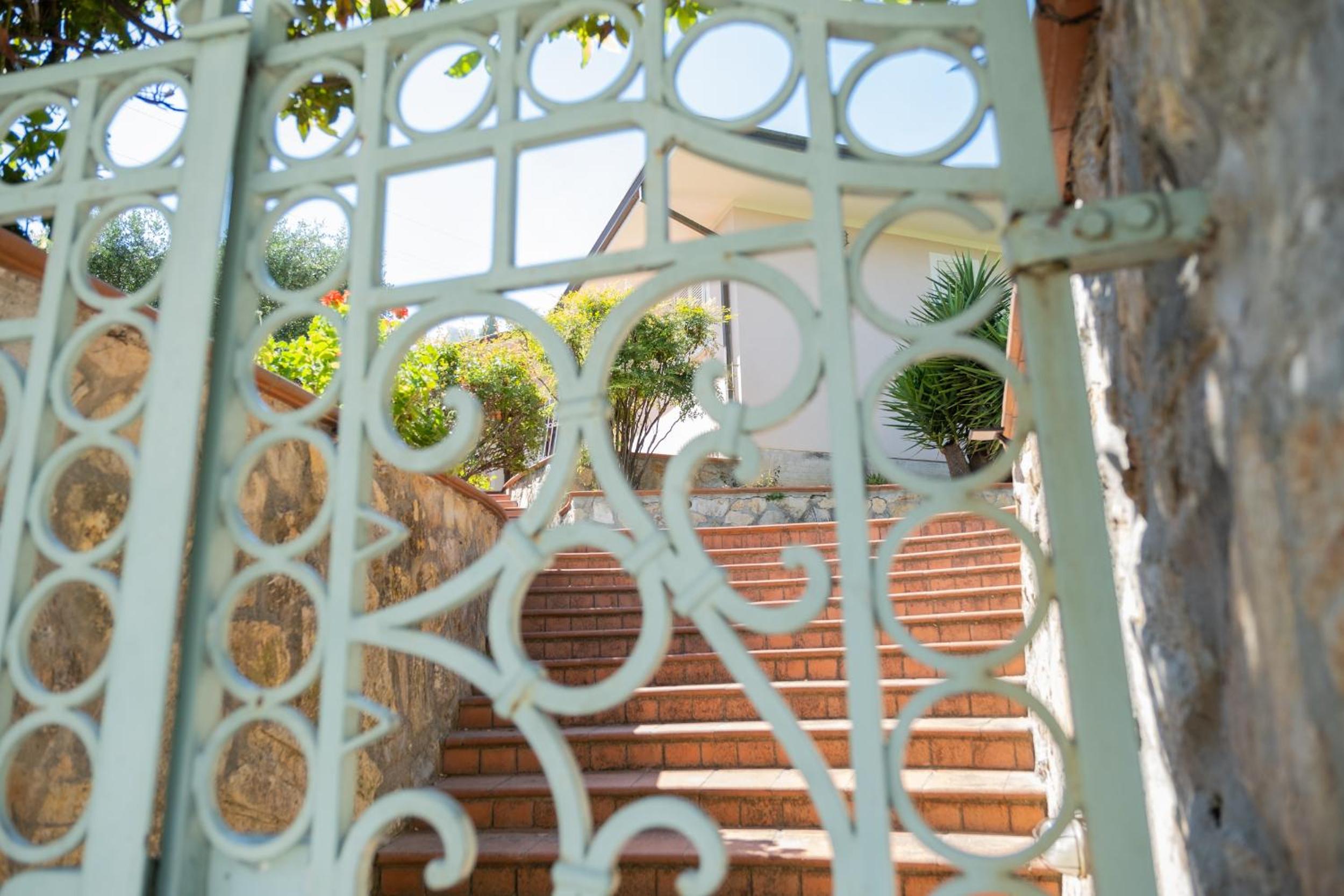 Villa delle Ginestre