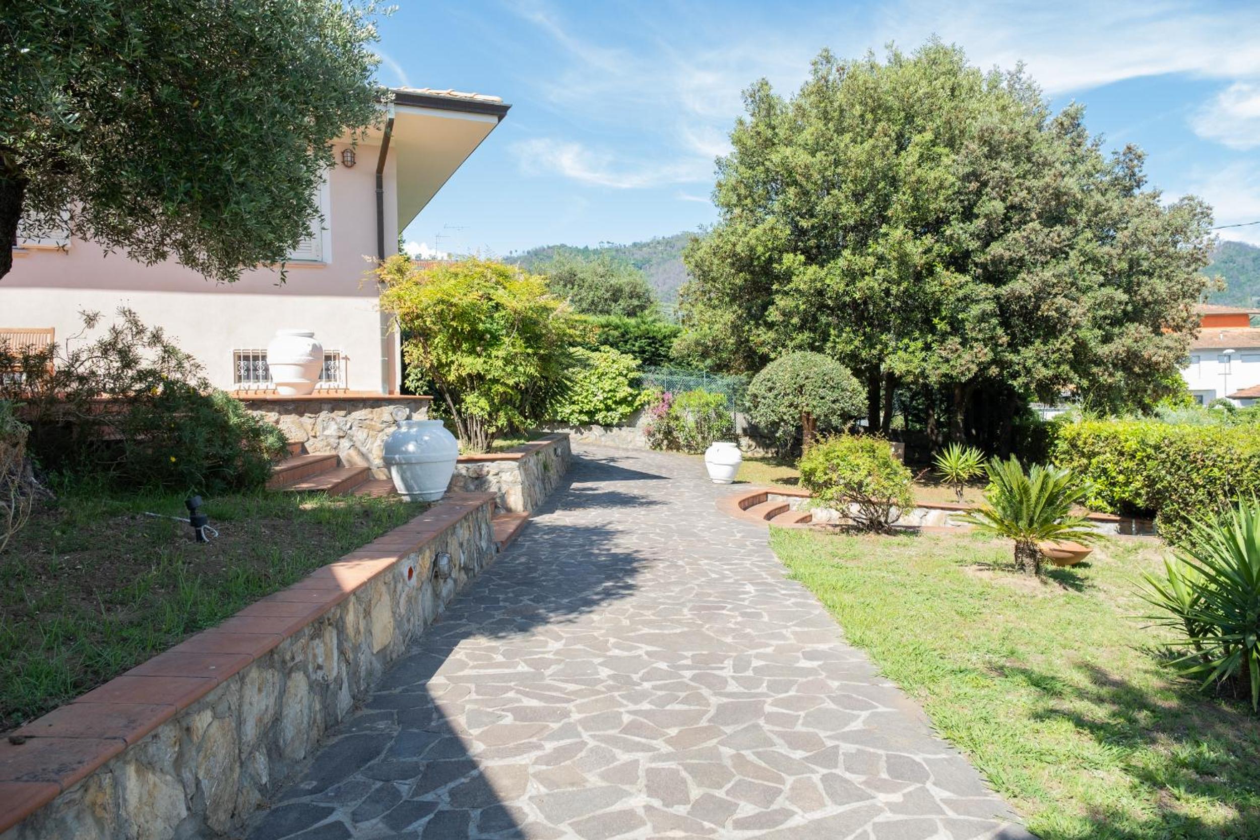 Villa delle Ginestre