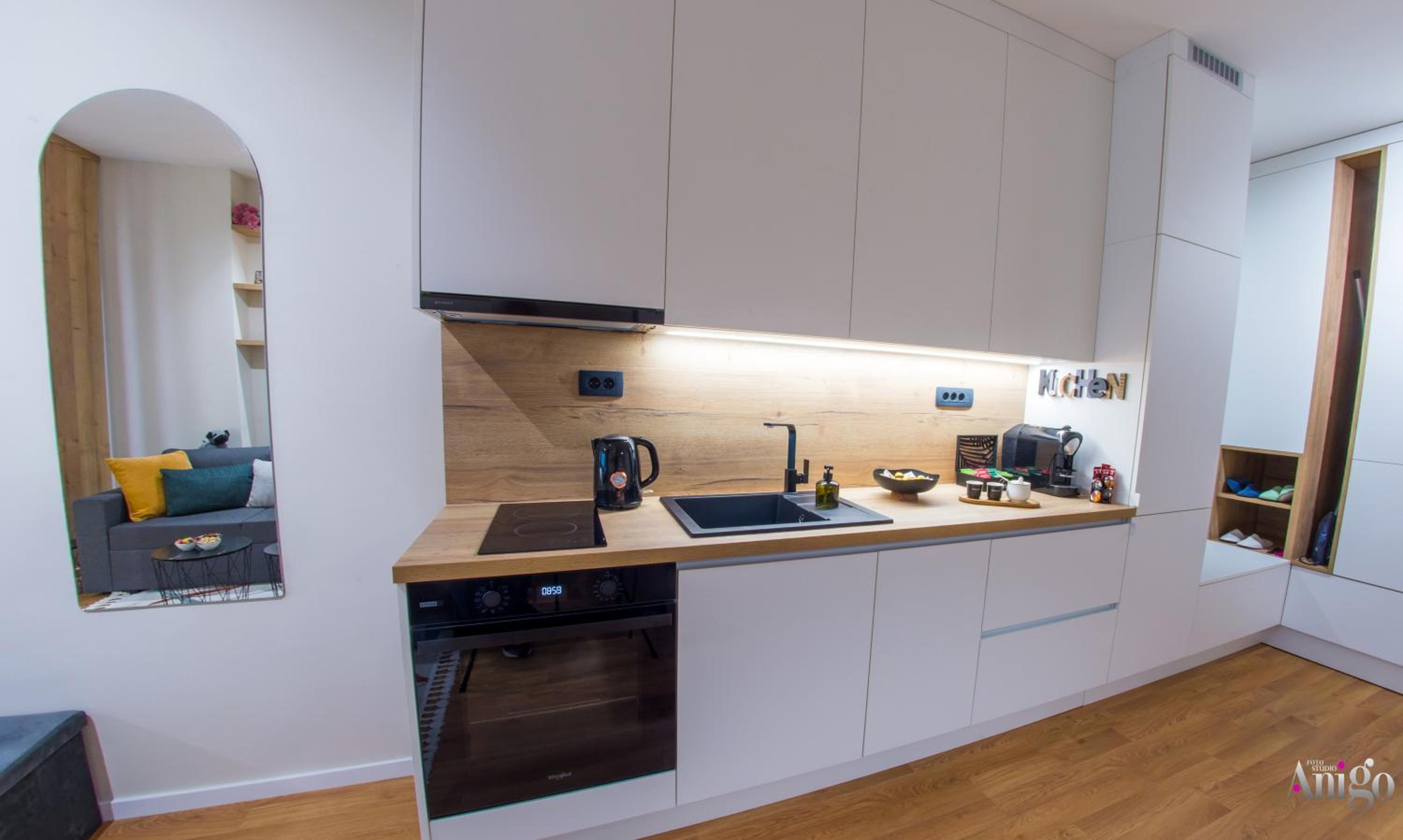 Iris Studio Apartment
