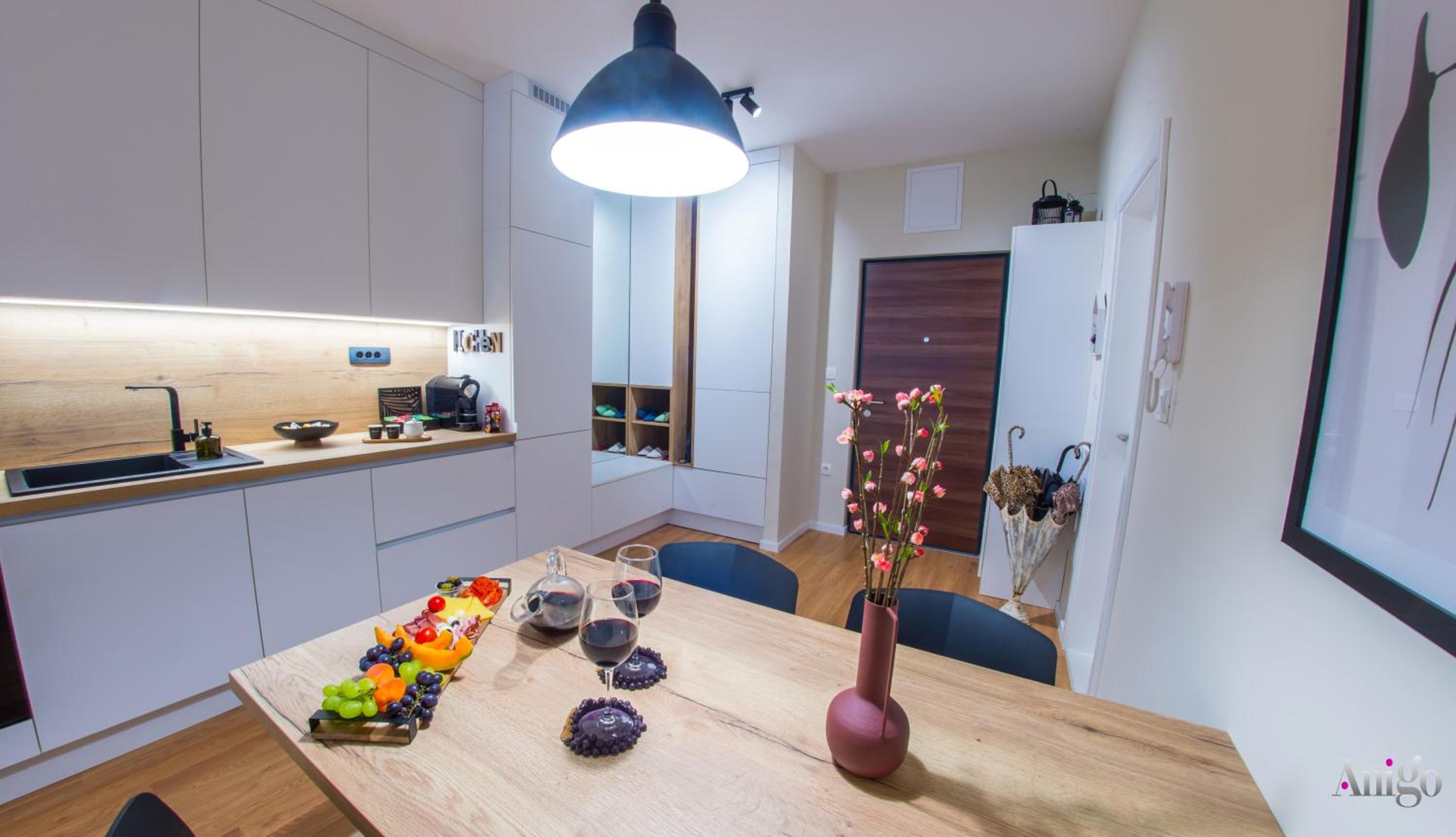 Iris Studio Apartment