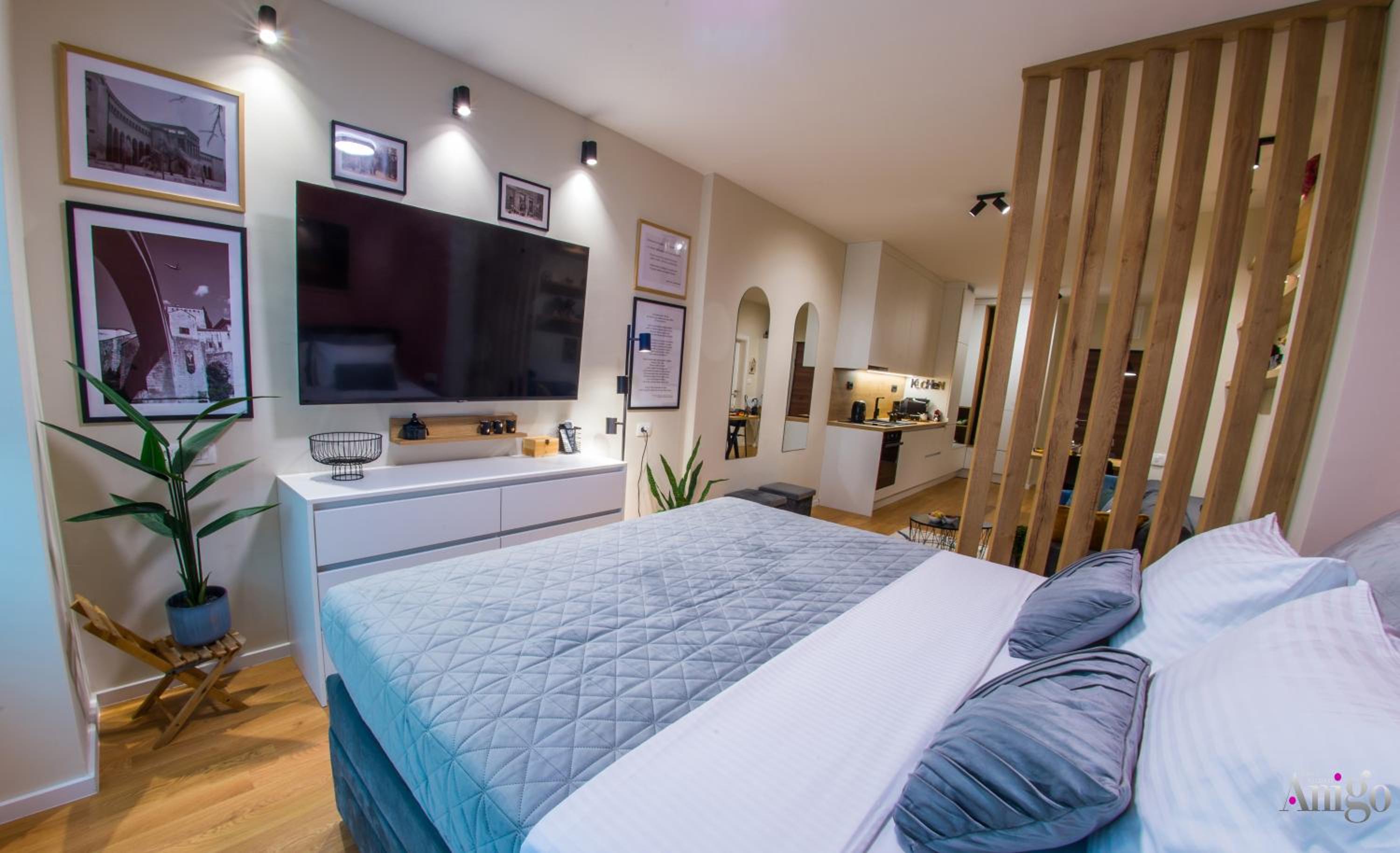 Iris Studio Apartment