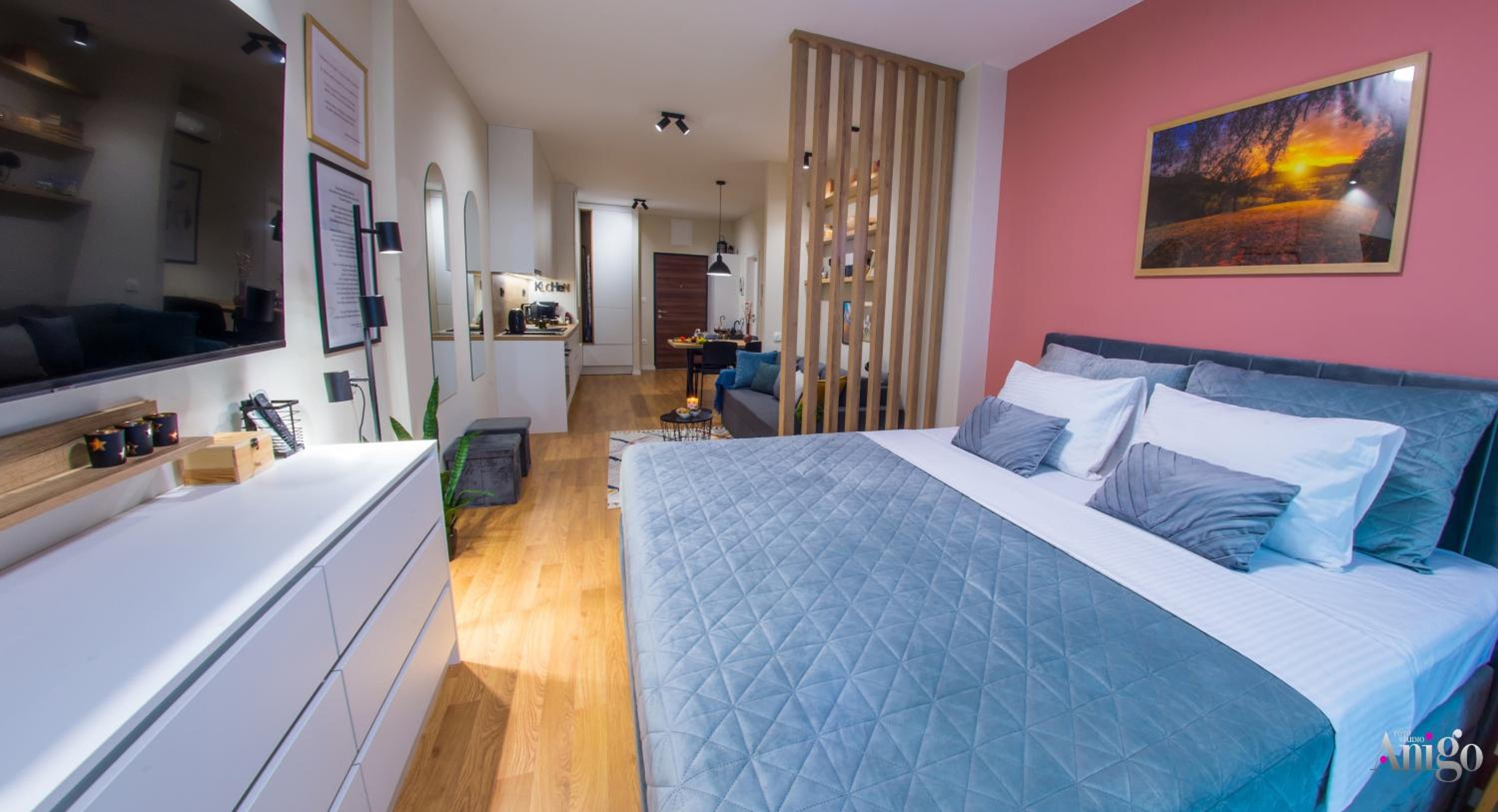 Iris Studio Apartment