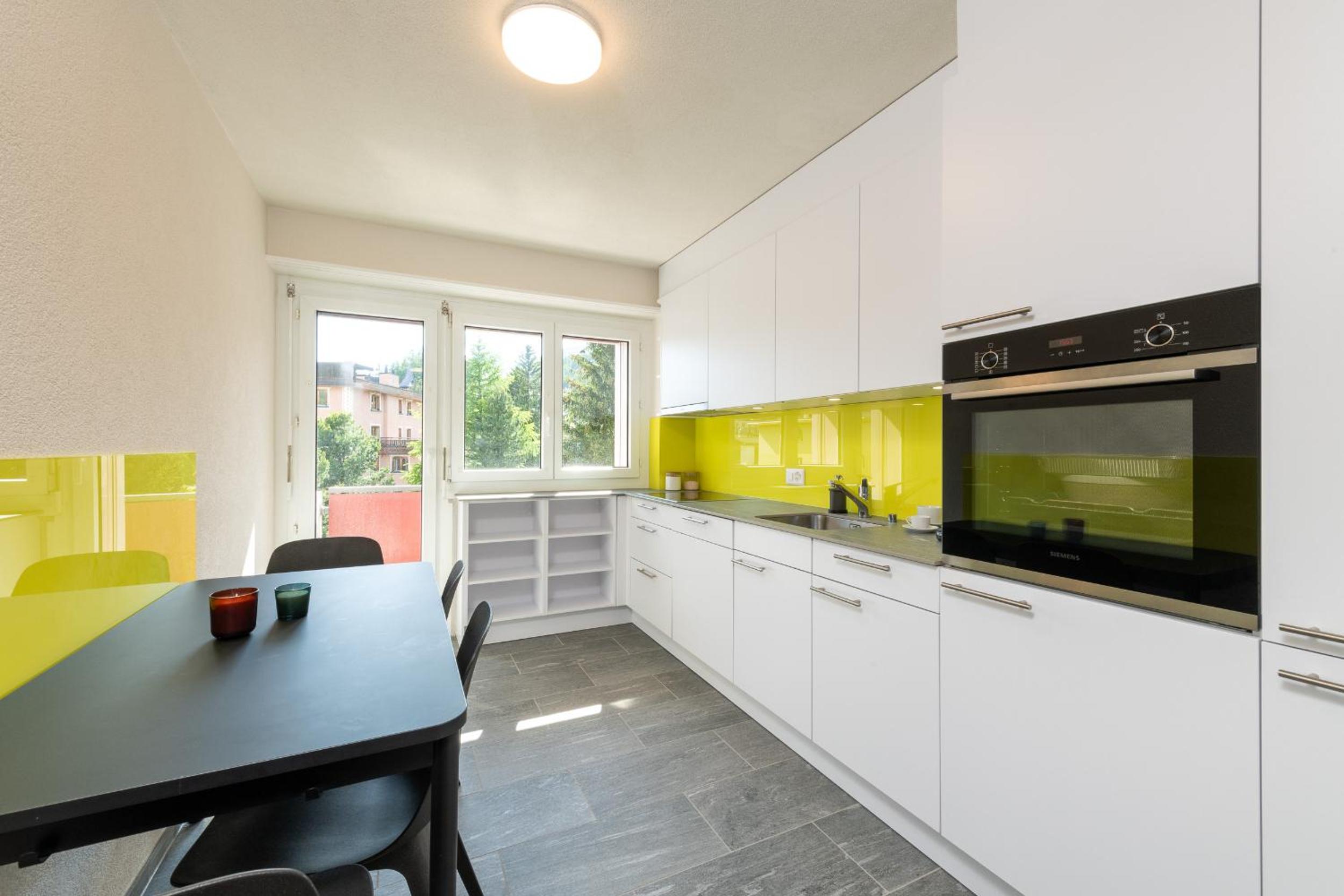 Beautiful Modern family apartment with free parking