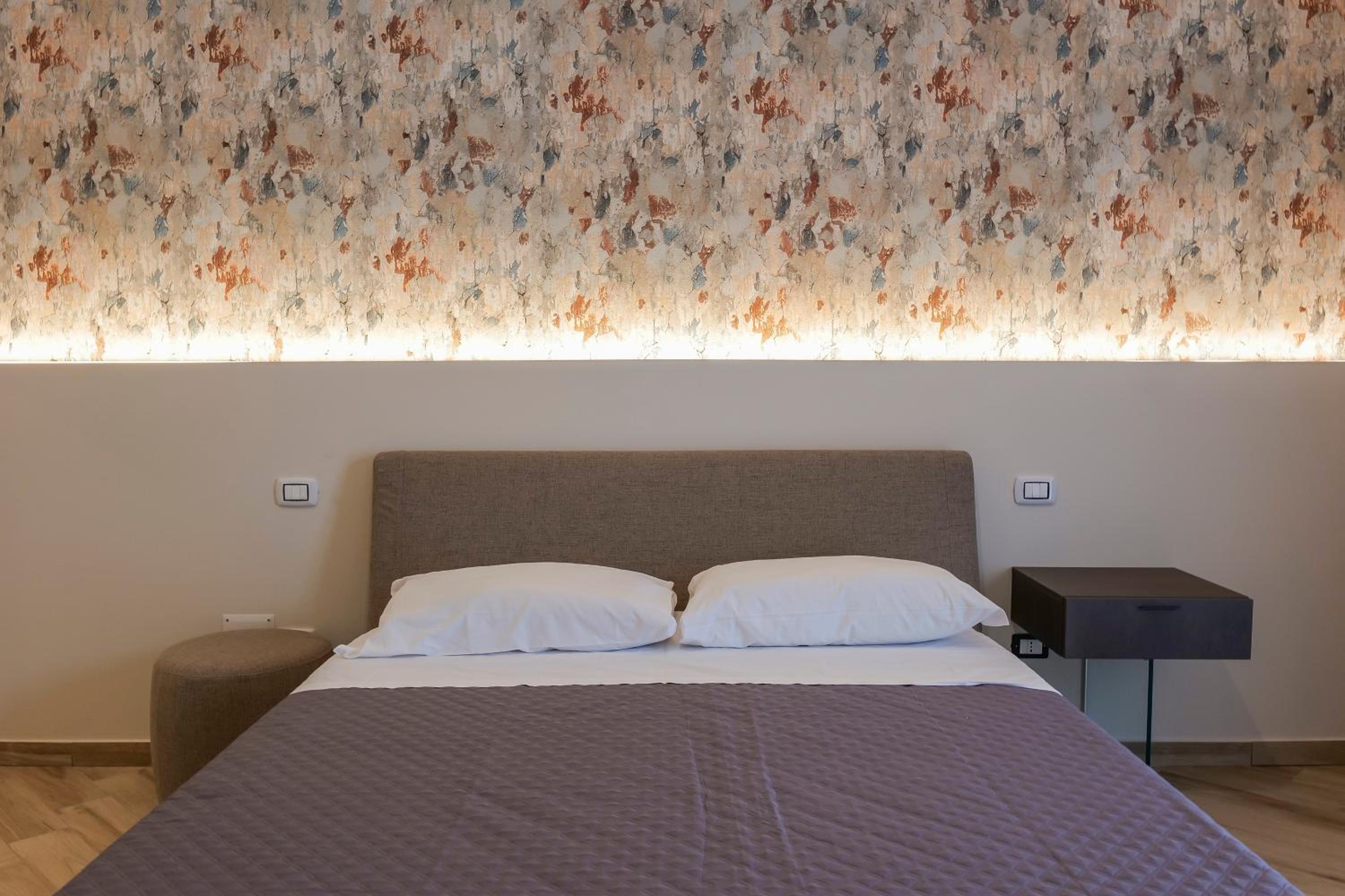 Rooftop Parthenopeo Contemporary Rooms