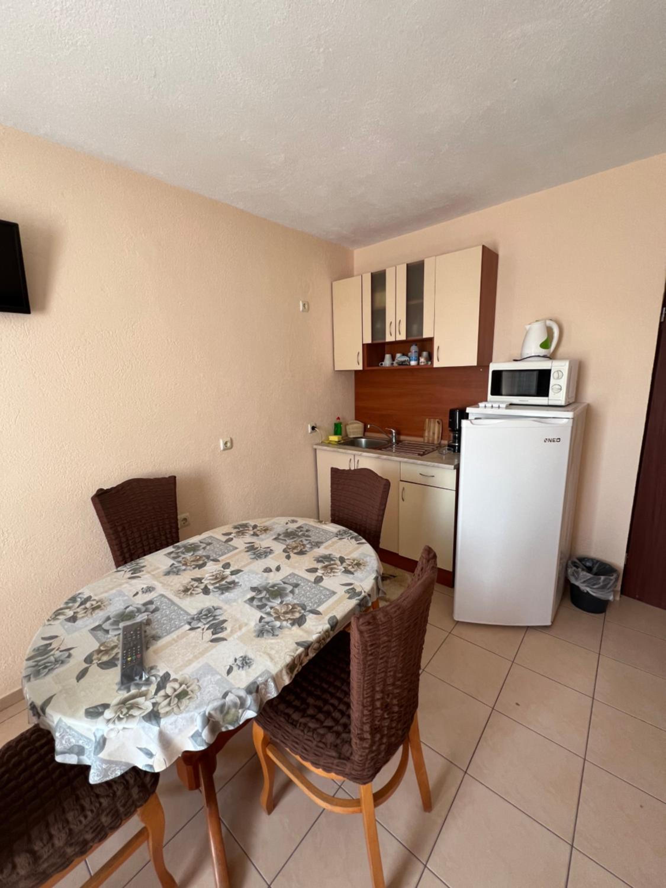 Milchevi Guesthouse view 5