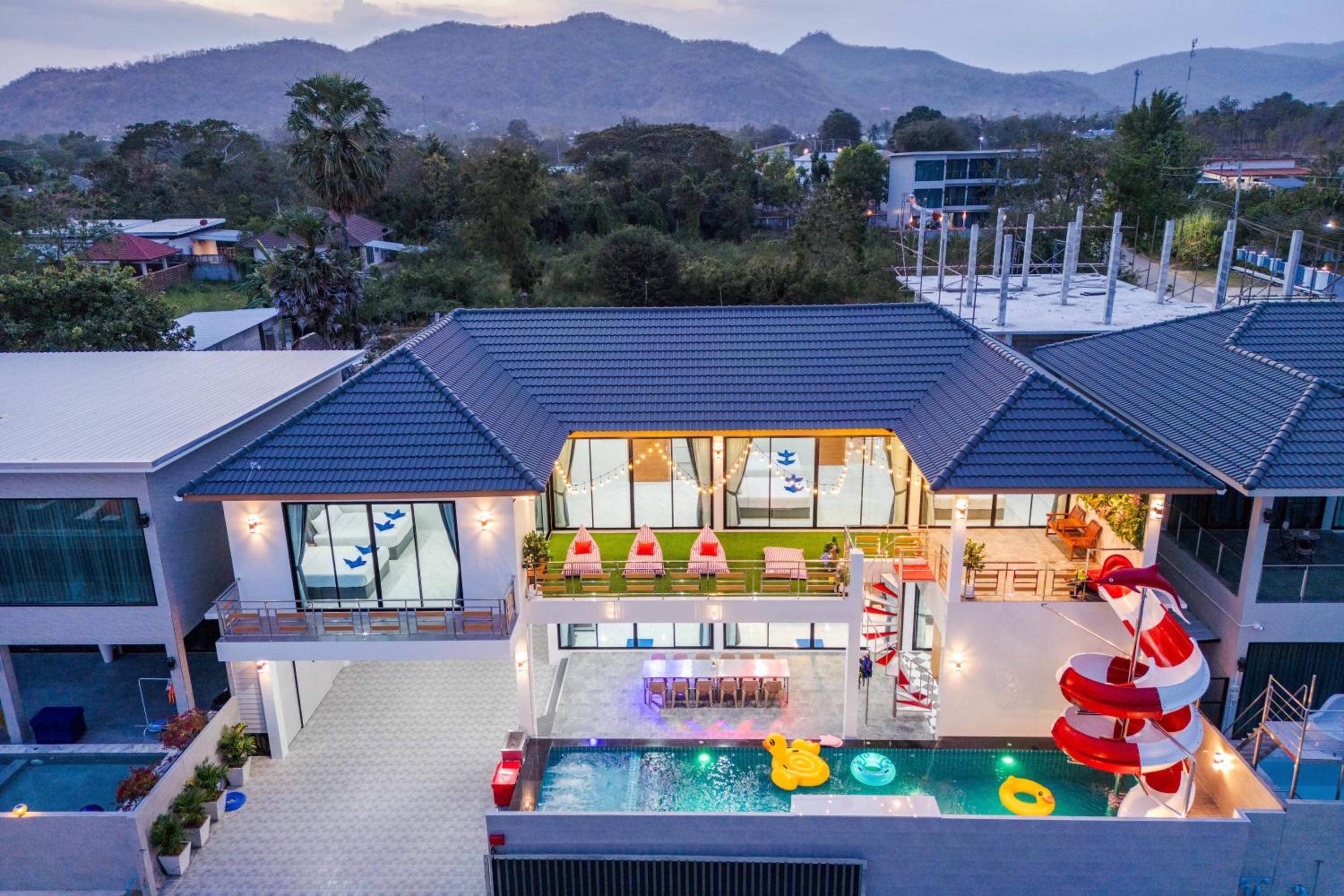 บ้านพัก Blue Club Pool Villa Hua Hin