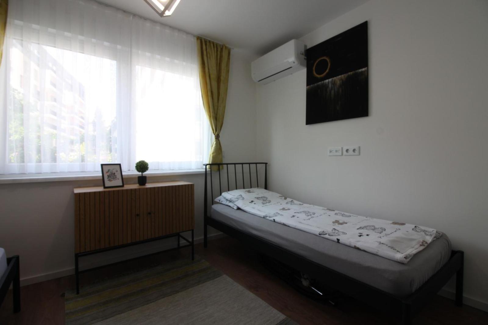 Cosmopolitan apartment