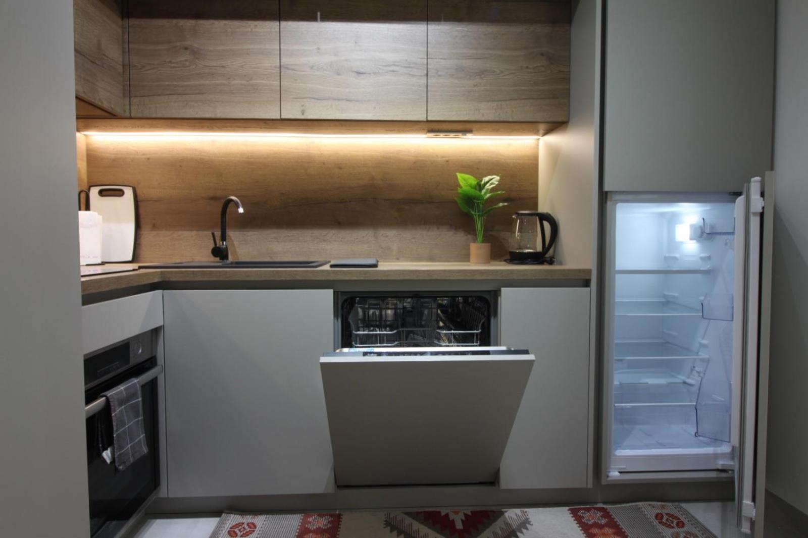 Cosmopolitan apartment