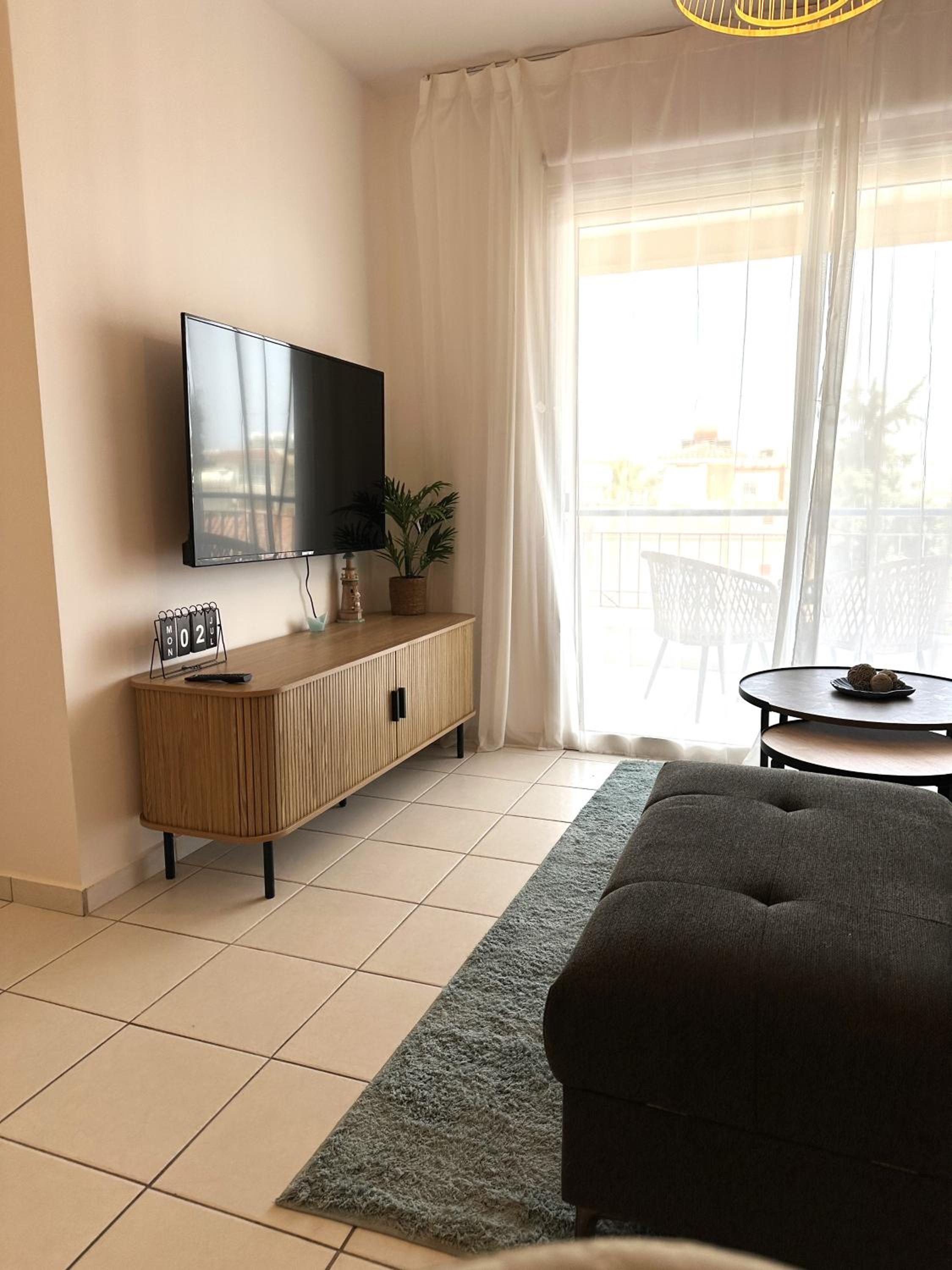 H&O Golden Sun Suite