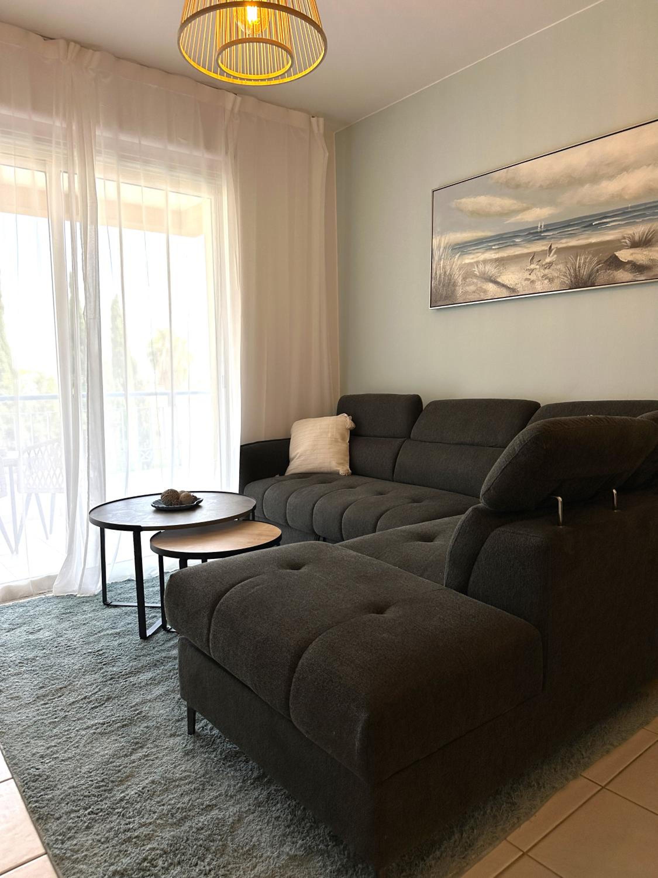 H&O Golden Sun Suite