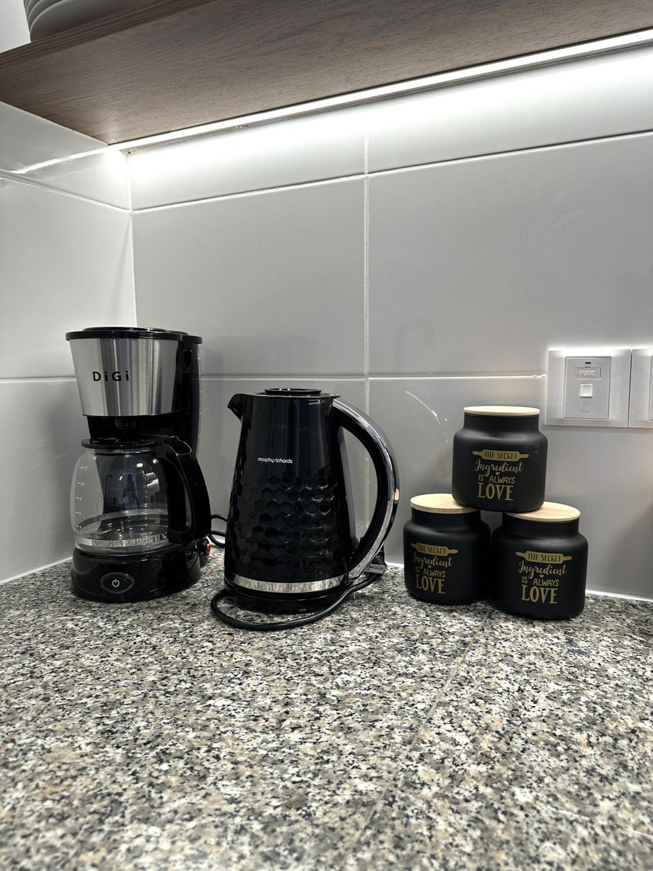 H&O Golden Sun Suite