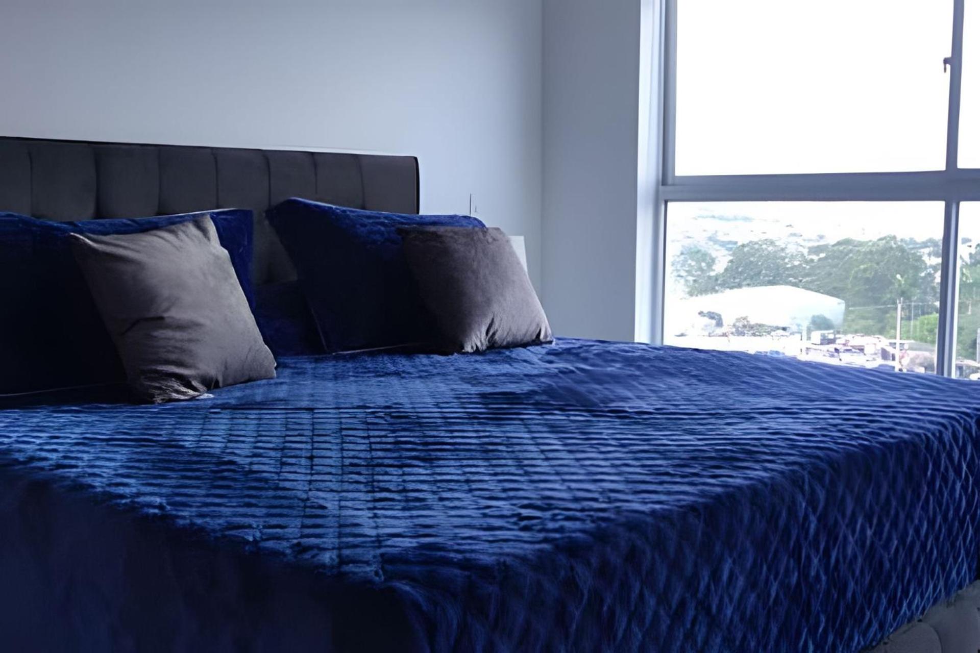 GURUS FR | Elegante apto. con vista | naturaleza | aire