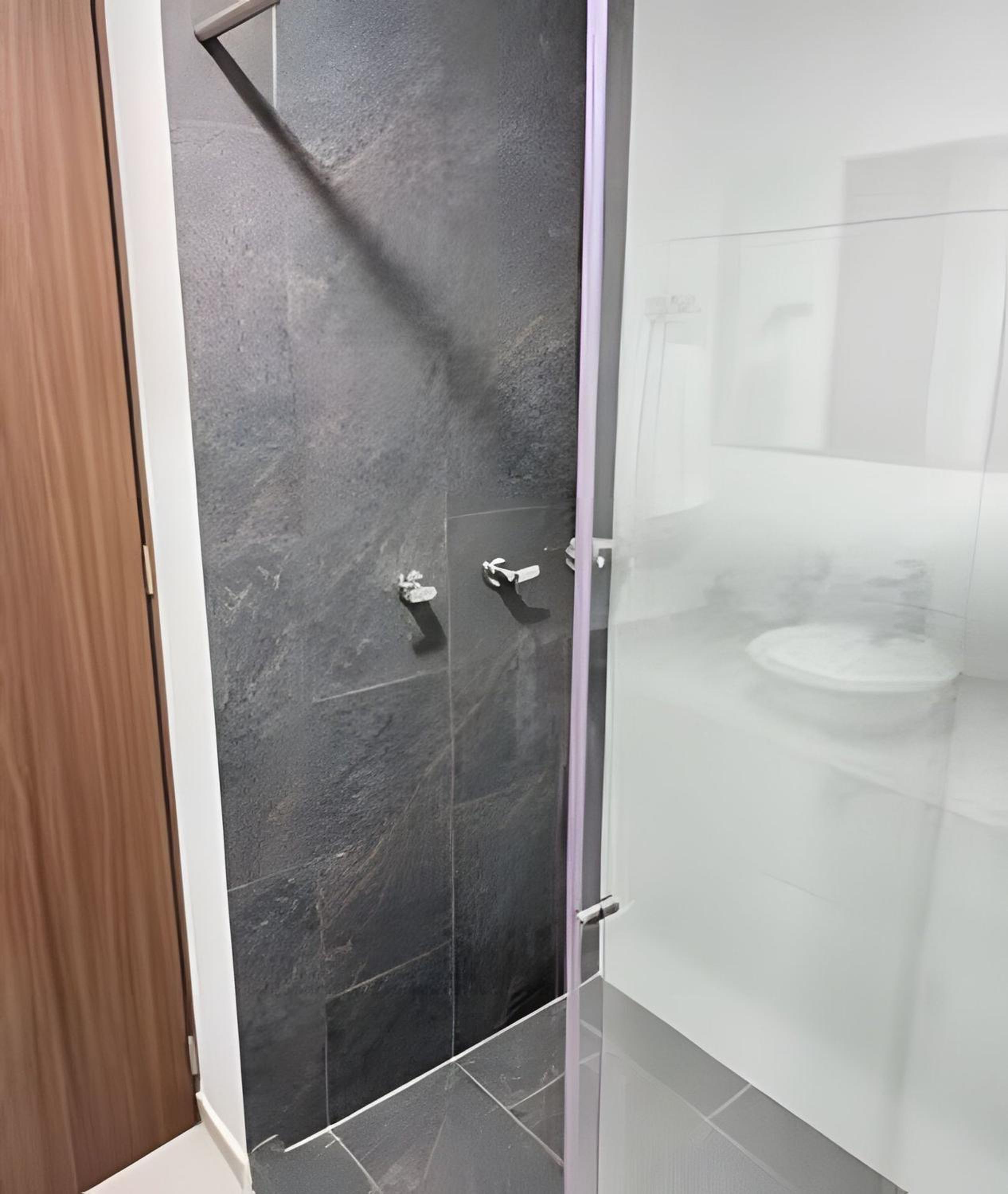 GURUS FR | Elegante apto. con vista | naturaleza | aire