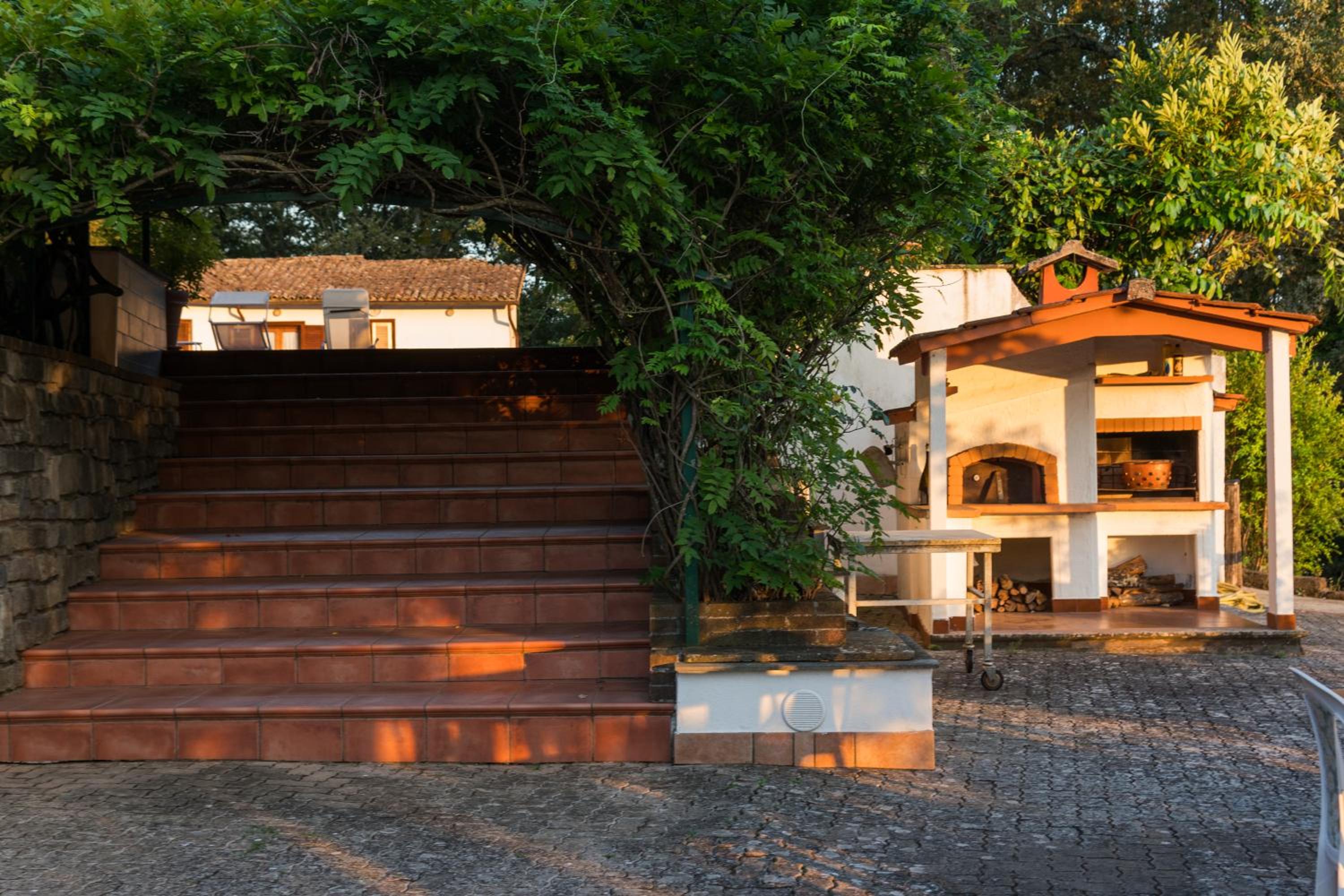 Il Borgo nel bosco