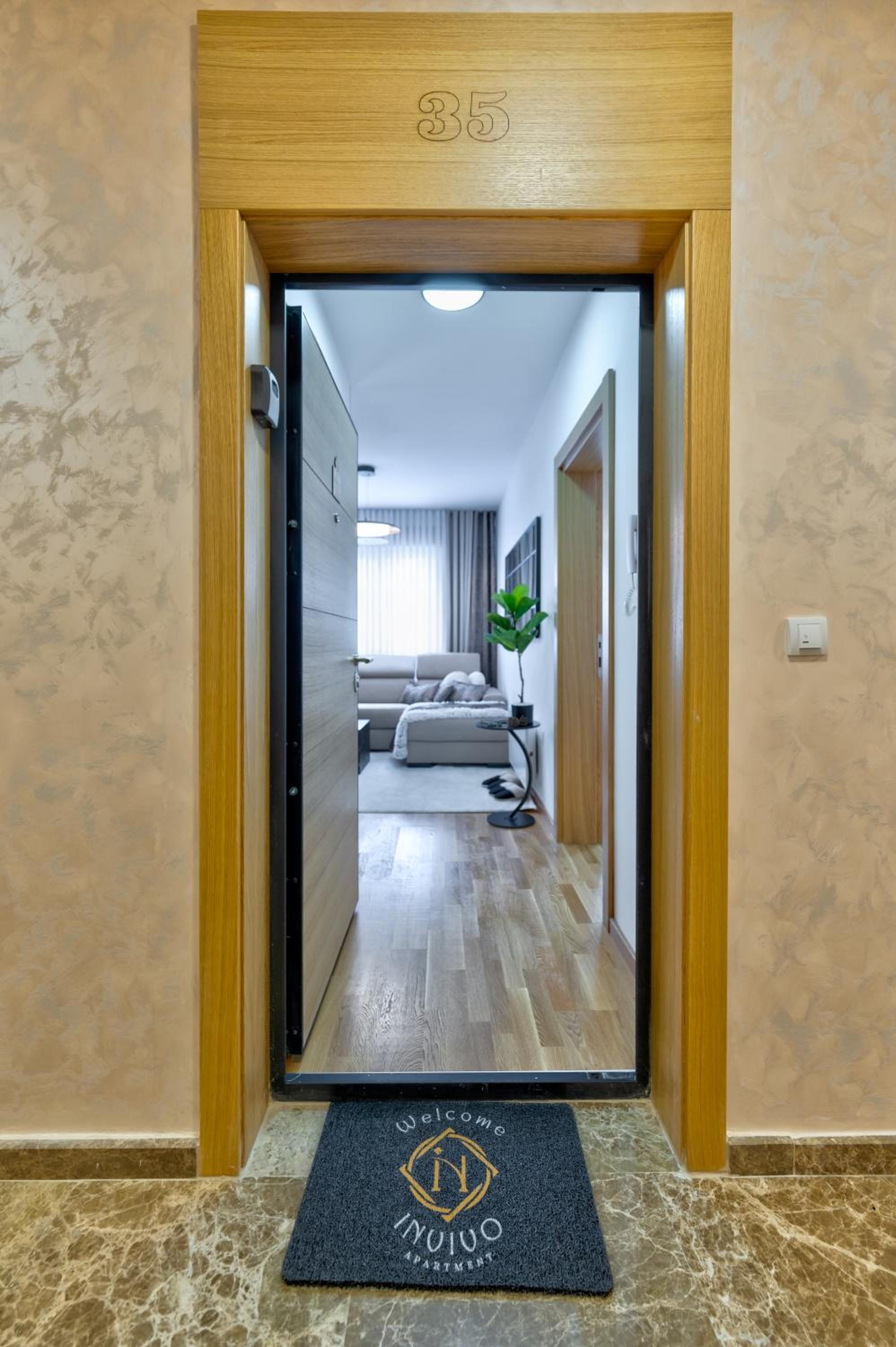 Invivo Luxury Apartment view 5