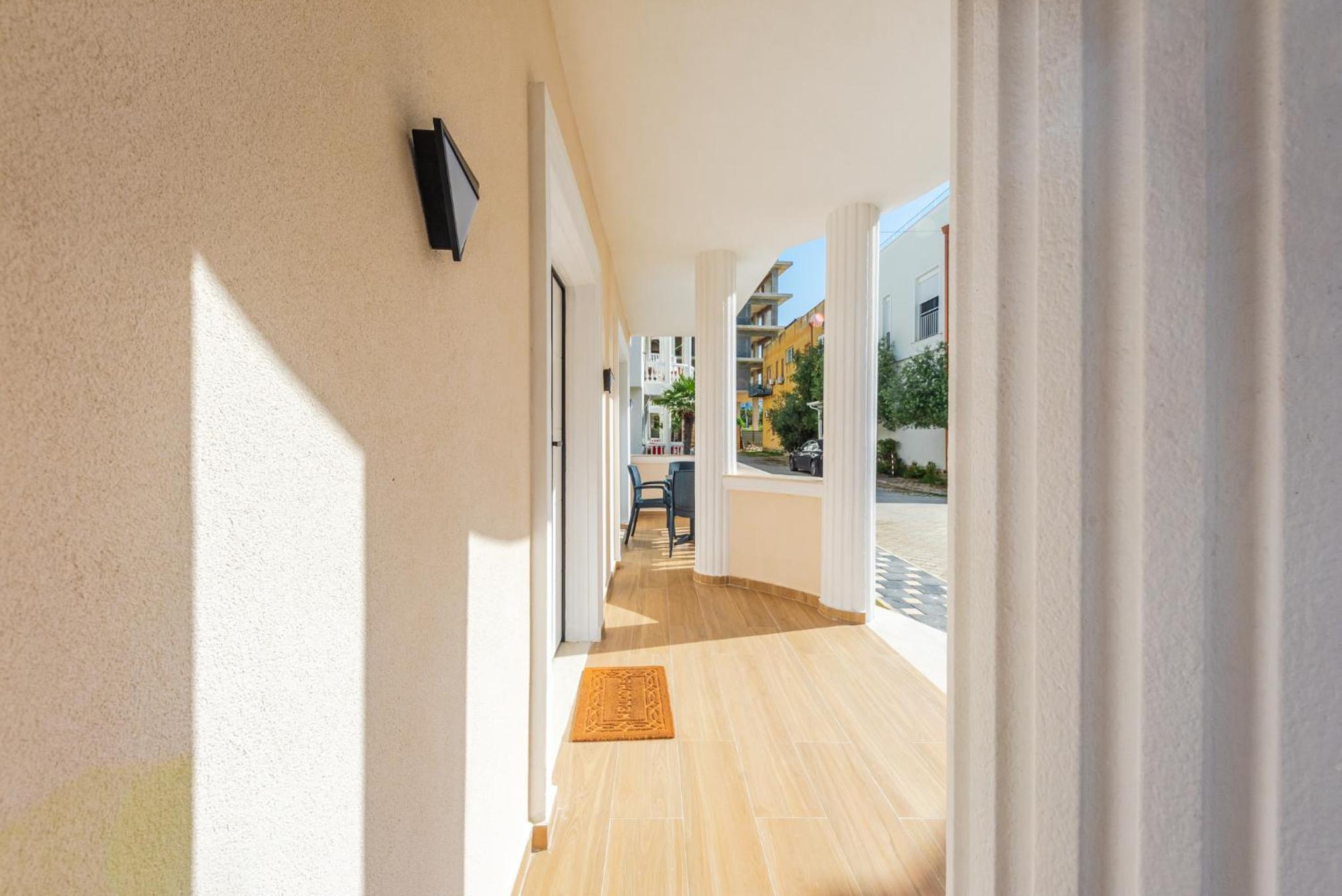 Sea La Vie Apartment