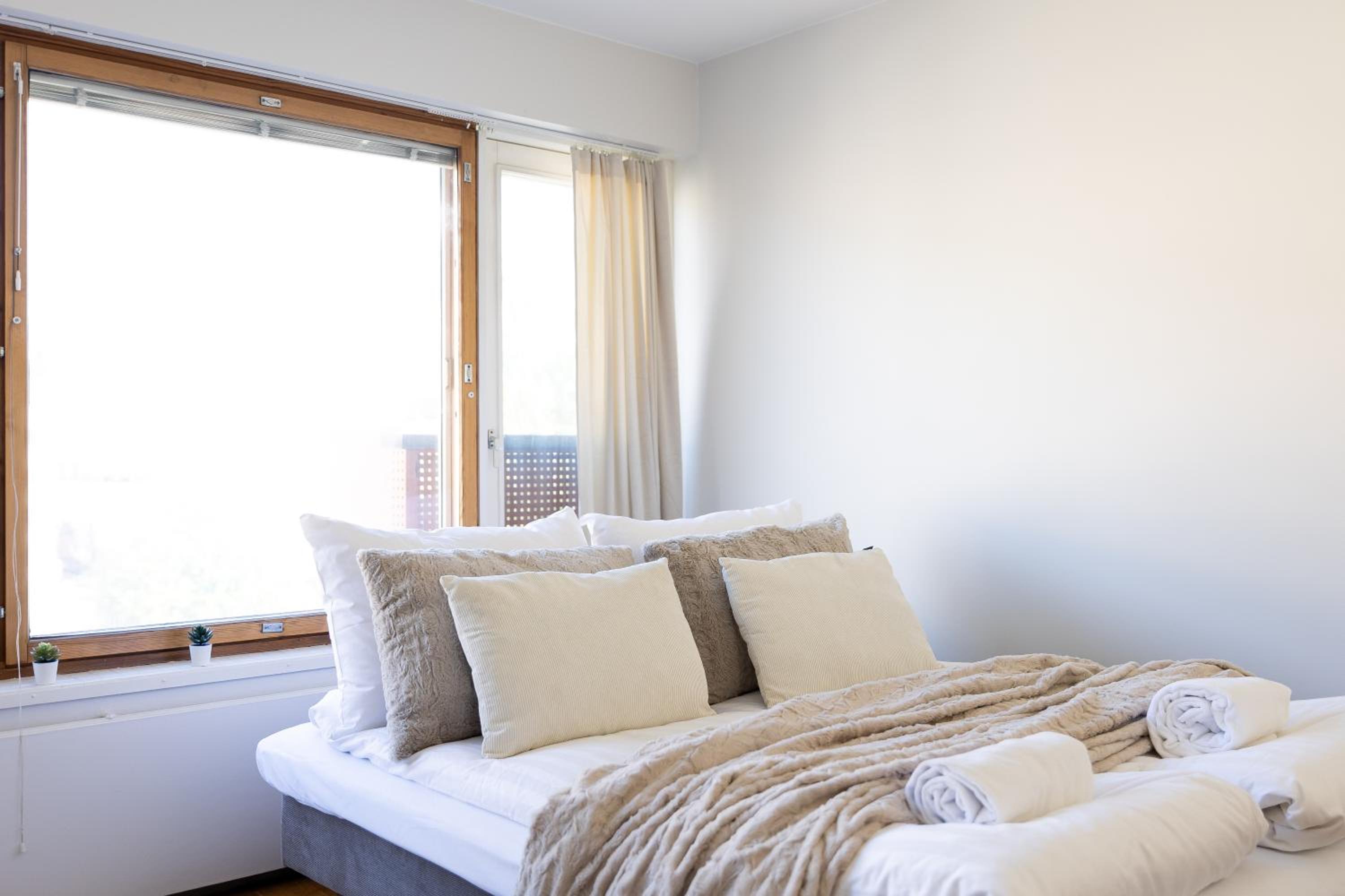 Cozy city suites