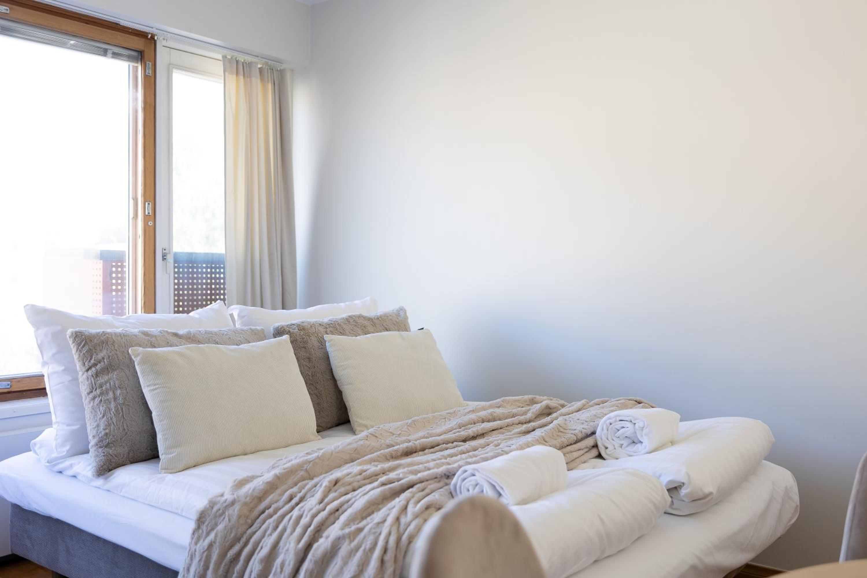 Cozy city suites