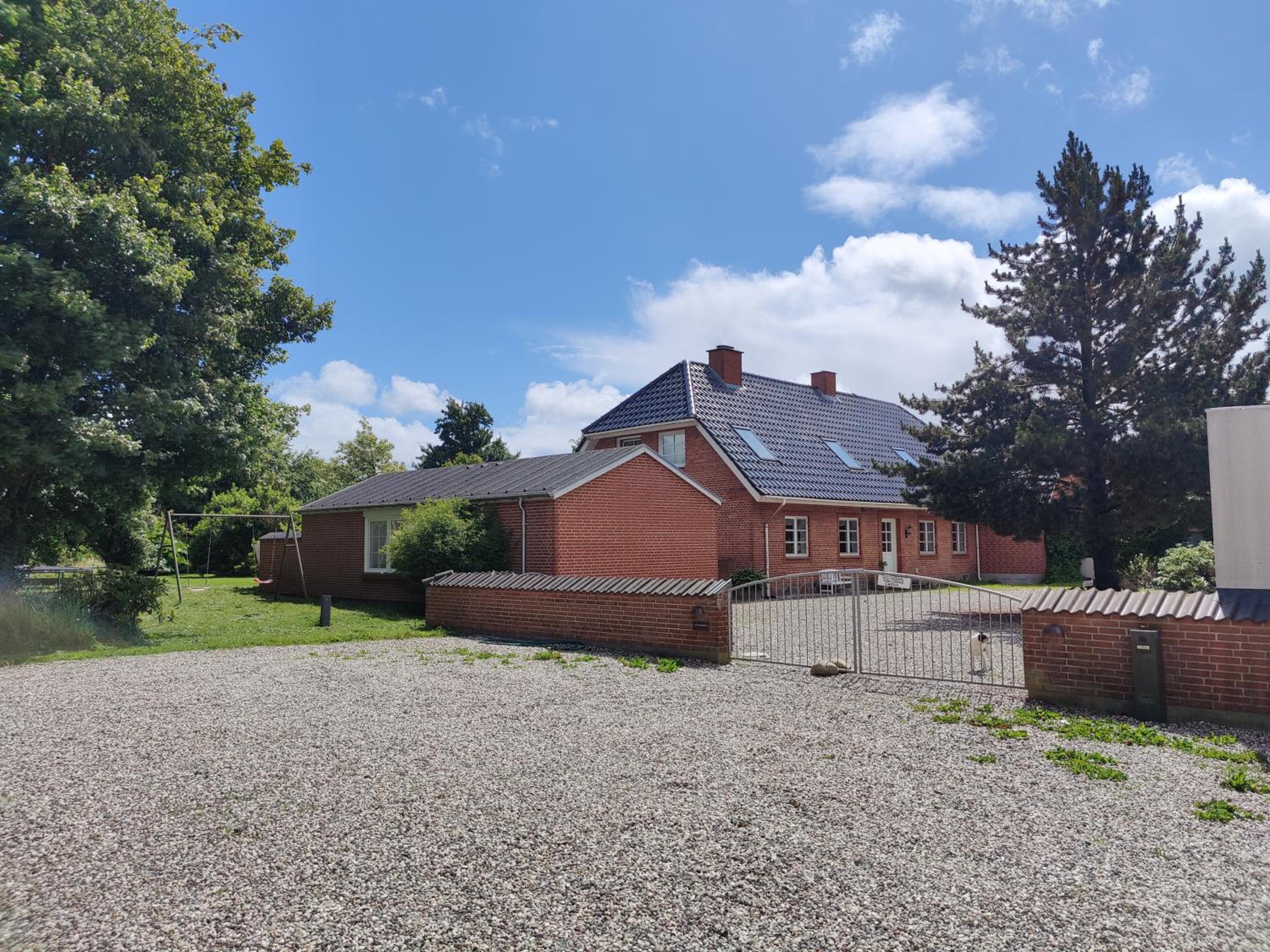 Hotel Kristinebjerg - Image 1