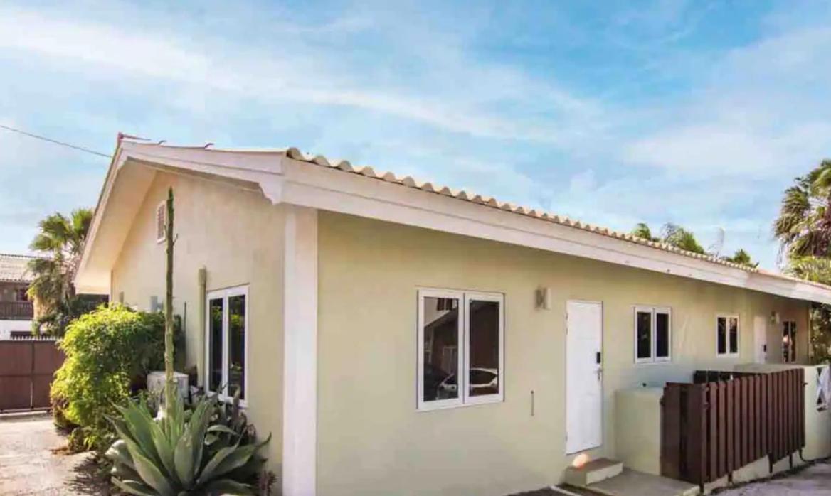 Beach Life Apartments