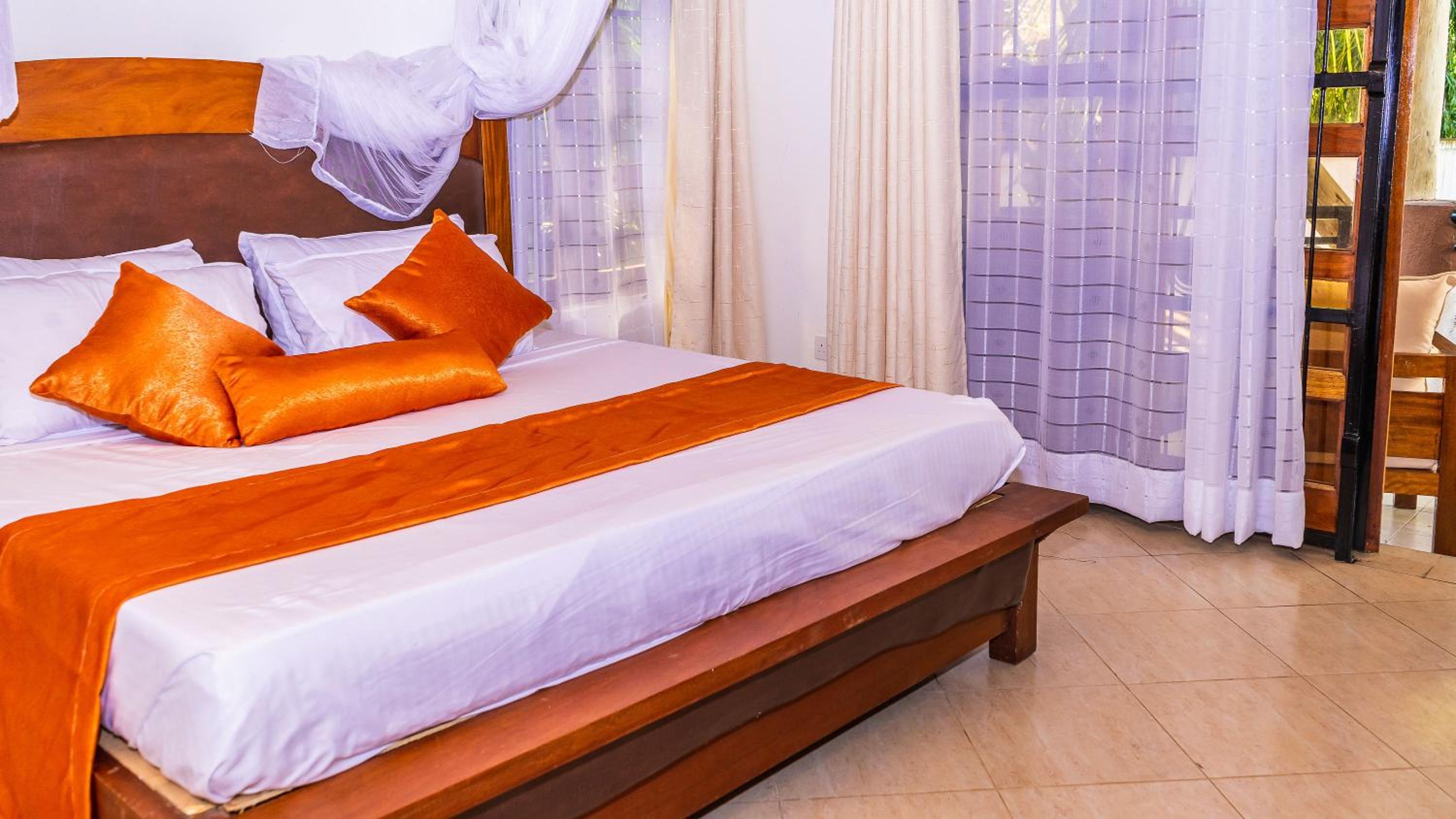 OAK Homes Diani view 3